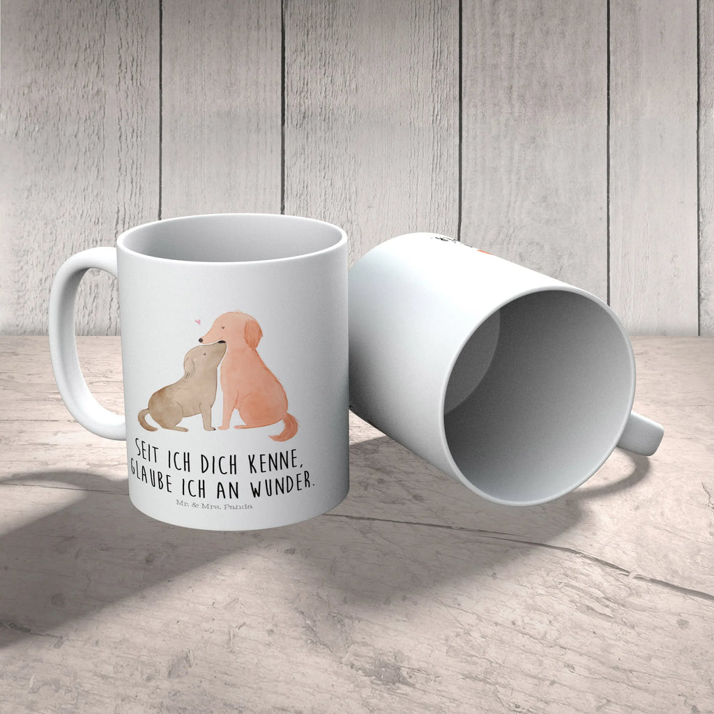 Kindertasse Hunde Liebe Kindertasse, Kinder Tasse, Kunststoff Tasse, Kindergarten Tasse, Trinkbecher, Camping Becher, Kaffeetasse, Kunststoffbecher, Kindergartenbecher, Outdoorgeschirr, Kunststoffgeschirr, Reisebecher, Reisetasse, Kinderbecher, Bruchfeste Tasse, Bruchsichere Tasse, Plastik Tasse, Plastiktasse, Hund, Hundemotiv, Haustier, Hunderasse, Tierliebhaber, Hundebesitzer, Sprüche, Liebe, Hund. Hunde, Kuss, Vertrauen, Kuscheln, Herz