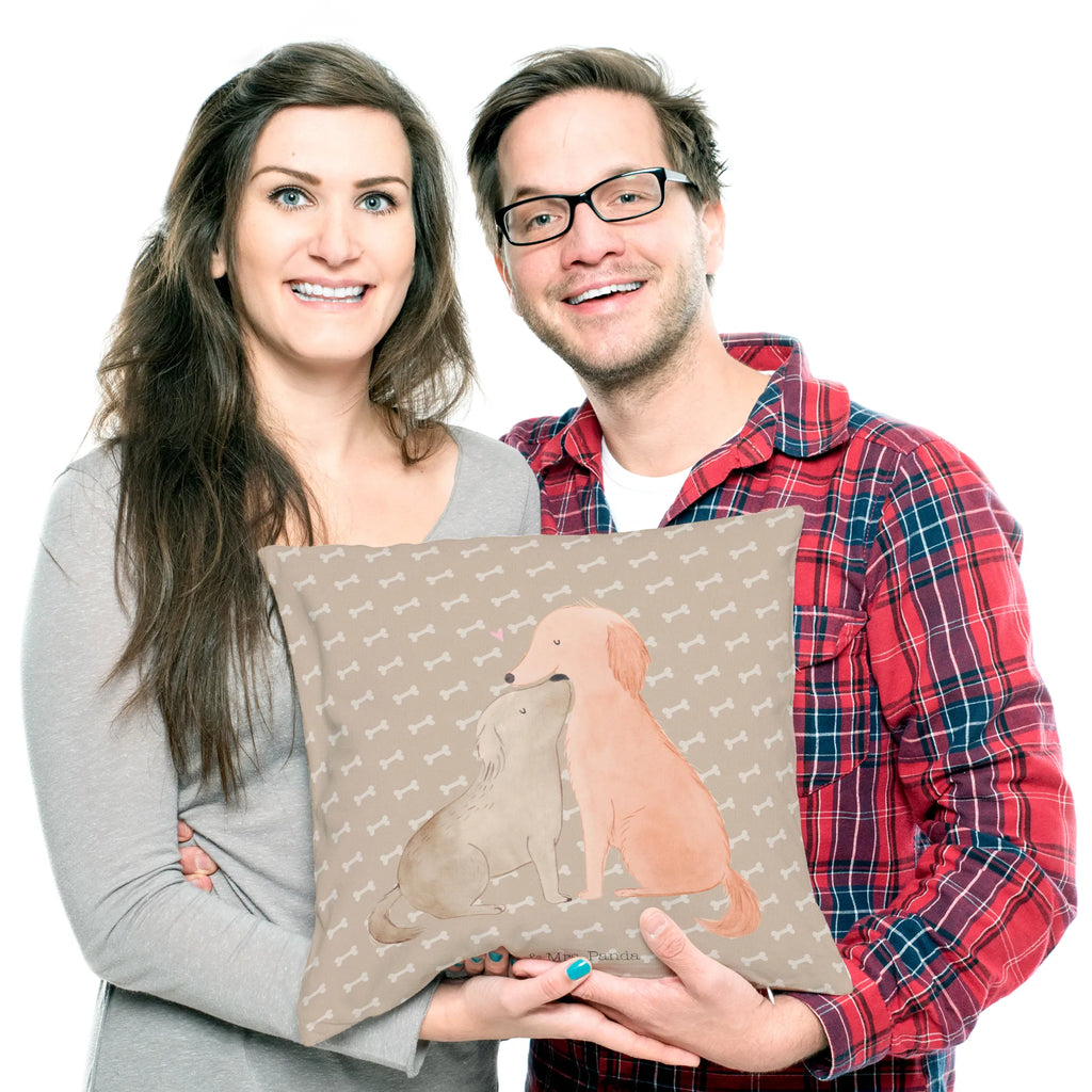 40x40 Kissen Hunde Liebe Kissenhülle, Kopfkissen, Sofakissen, Dekokissen, Motivkissen, sofakissen, sitzkissen, Kissen, Kissenbezüge, Kissenbezug 40x40, Kissen 40x40, Kissenhülle 40x40, Zierkissen, Couchkissen, Dekokissen Sofa, Sofakissen 40x40, Dekokissen 40x40, Kopfkissen 40x40, Kissen 40x40 Waschbar, Hund, Hundemotiv, Haustier, Hunderasse, Tierliebhaber, Hundebesitzer, Sprüche, Liebe, Hund. Hunde, Kuss, Vertrauen, Kuscheln, Herz