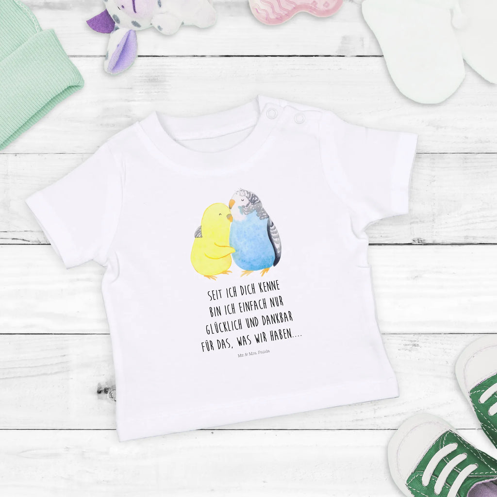 Organic Baby Shirt Wellensittich Liebe Baby T-Shirt, Jungen Baby T-Shirt, Mädchen Baby T-Shirt, Shirt, Liebe, Partner, Freund, Freundin, Ehemann, Ehefrau, Heiraten, Verlobung, Heiratsantrag, Liebesgeschenk, Jahrestag, Hocheitstag, Vögel, Wellensittich, Nähe, Kuscheln, Vertrauen