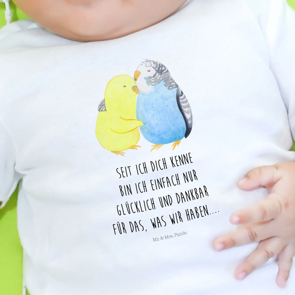 Organic Baby Shirt Wellensittich Liebe Baby T-Shirt, Jungen Baby T-Shirt, Mädchen Baby T-Shirt, Shirt, Liebe, Partner, Freund, Freundin, Ehemann, Ehefrau, Heiraten, Verlobung, Heiratsantrag, Liebesgeschenk, Jahrestag, Hocheitstag, Vögel, Wellensittich, Nähe, Kuscheln, Vertrauen