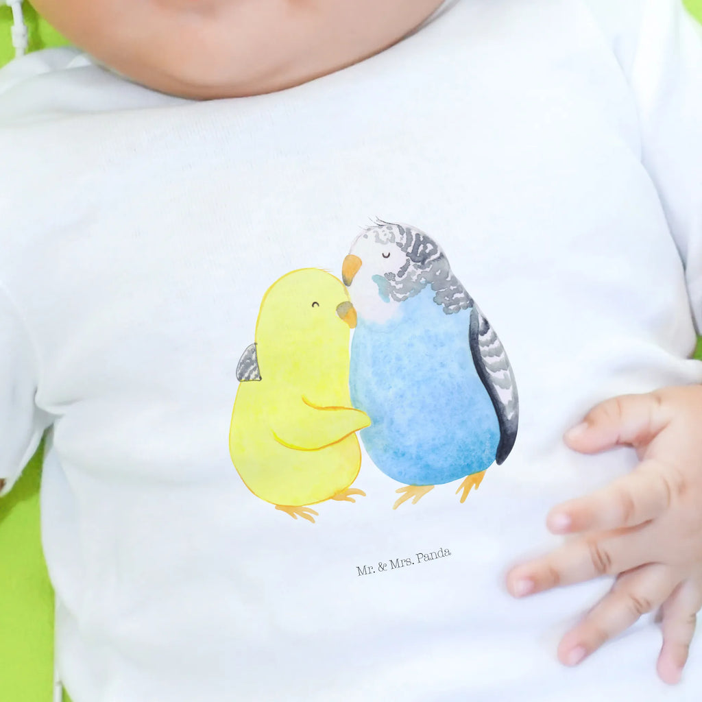 Organic Baby Shirt Wellensittich Liebe Baby T-Shirt, Jungen Baby T-Shirt, Mädchen Baby T-Shirt, Shirt, Liebe, Partner, Freund, Freundin, Ehemann, Ehefrau, Heiraten, Verlobung, Heiratsantrag, Liebesgeschenk, Jahrestag, Hocheitstag, Vögel, Wellensittich, Nähe, Kuscheln, Vertrauen