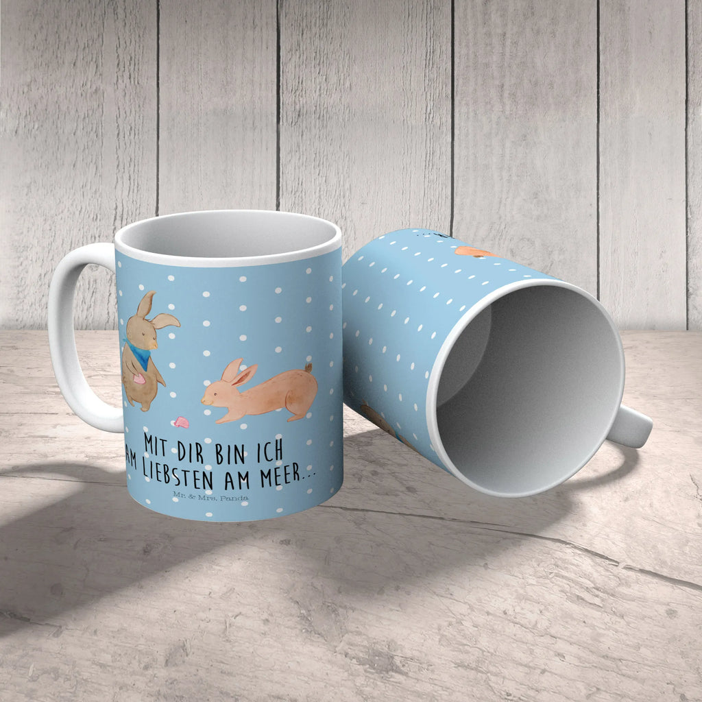 Kindertasse Hasen Muschel Kindertasse, Kinder Tasse, Kunststoff Tasse, Kindergarten Tasse, Trinkbecher, Camping Becher, Kaffeetasse, Kunststoffbecher, Kindergartenbecher, Outdoorgeschirr, Kunststoffgeschirr, Reisebecher, Reisetasse, Kinderbecher, Bruchfeste Tasse, Bruchsichere Tasse, Plastik Tasse, Plastiktasse, Familie, Vatertag, Muttertag, Bruder, Schwester, Mama, Papa, Oma, Opa, Hasen, beste Freundin, Freundin, Freundinnen, best friends, BFF, Muscheln sammeln, Muscheln, Meer