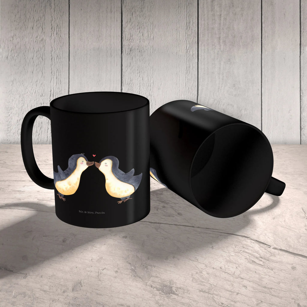 Tasse Pinguin Liebe Tasse, Kaffeetasse, Teetasse, Becher, Kaffeebecher, Teebecher, Keramiktasse, Porzellantasse, Büro Tasse, Geschenk Tasse, Tasse Sprüche, Tasse Motive, Kaffeetassen, Tasse bedrucken, Designer Tasse, Cappuccino Tassen, Schöne Teetassen, Liebe, Partner, Freund, Freundin, Ehemann, Ehefrau, Heiraten, Verlobung, Heiratsantrag, Liebesgeschenk, Jahrestag, Hocheitstag, Pinguin, Pinguine, Pinguin Paar, Pinguinpaar, Pinguin Liebe, Paar, Pärchen. Liebespaar, Liebesbeweis, Liebesspruch, Hochzeitstag, Geschenk Freund, Geschenk Freundin, Verlobte, Verlobter, Love, Geschenk Hochzeitstag, Geschenkidee, Hochzeit, Gastgeschenk