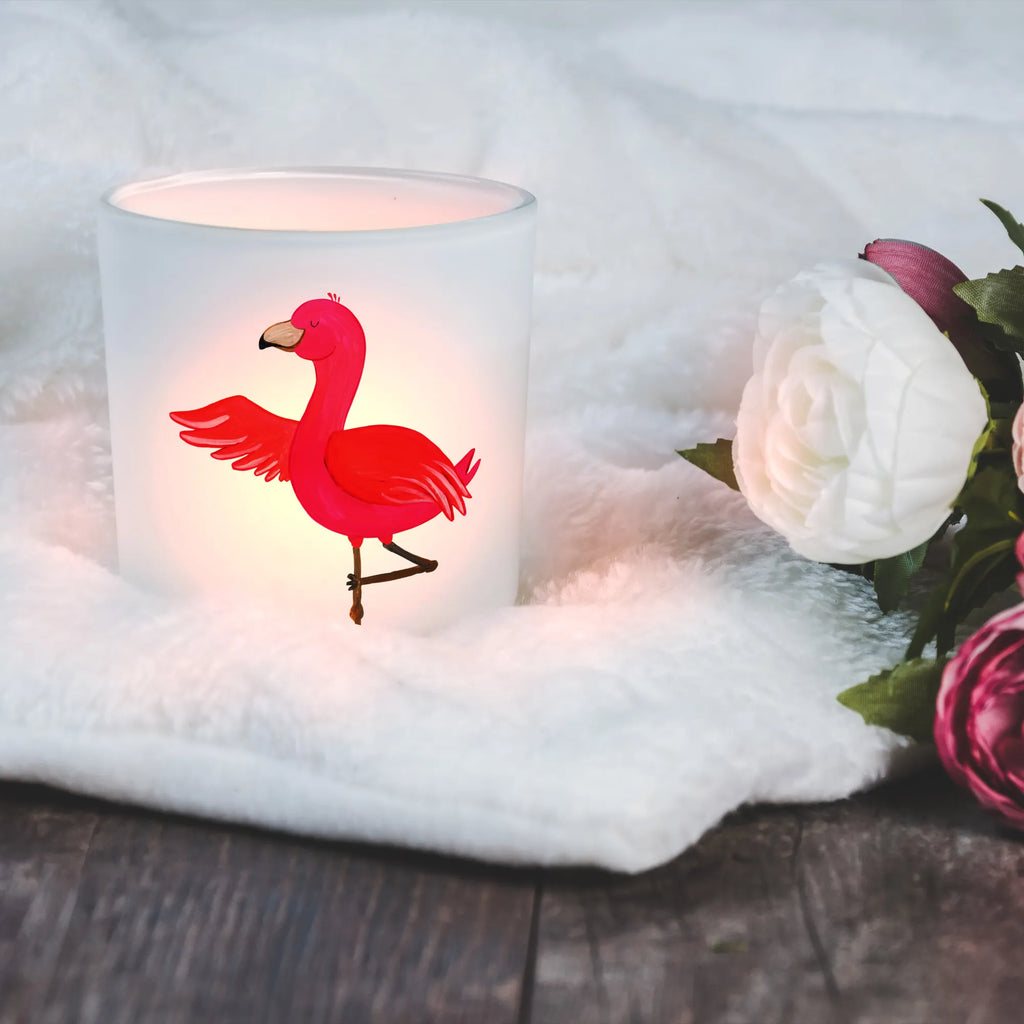 Windlicht Flamingo Yoga Windlicht Glas, Teelichtglas, Teelichthalter, Teelichter, Kerzenglas, Windlicht Kerze, Kerzenlicht, Glas Windlicht, Windlicht Zur Hochzeit, Windlicht Deko, Windlicht Hochzeit, Teelichtgläser, Windlicht Dekorieren, Flamingo, Vogel, Yoga, Namaste, Achtsamkeit, Yoga-Übung, Entspannung, Ärger, Aufregen, Tiefenentspannung