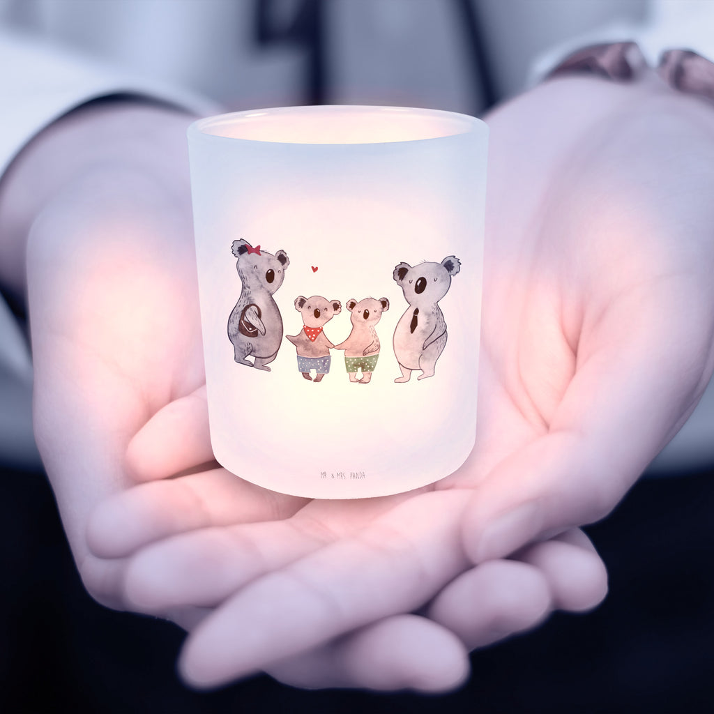 Windlicht Koala Familie zwei Windlicht Glas, Teelichtglas, Teelichthalter, Teelichter, Kerzenglas, Windlicht Kerze, Kerzenlicht, Glas Windlicht, Windlicht Zur Hochzeit, Windlicht Deko, Windlicht Hochzeit, Teelichtgläser, Windlicht Dekorieren, Familie, Vatertag, Muttertag, Bruder, Schwester, Mama, Papa, Oma, Opa, Koala, Koalabär, beste Familie, Familienzeit, Familienleben, Koalafamilie, Lieblingsfamilie