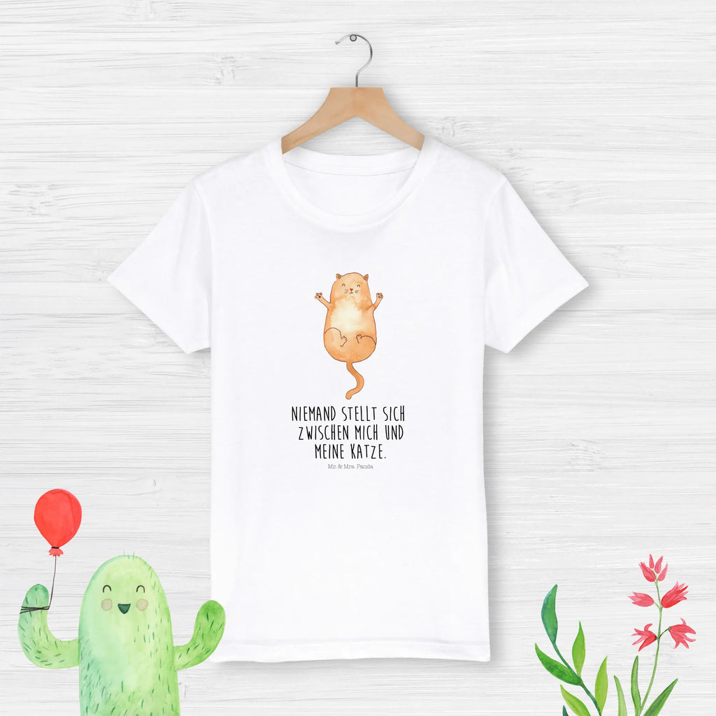 Organic Kinder T-Shirt Katze Umarmen Kinder T-Shirt, Kinder T-Shirt Mädchen, Kinder T-Shirt Jungen, Katze, Katzenmotiv, Katzenfan, Katzendeko, Katzenfreund, Katzenliebhaber, Katzenprodukte, Katzenartikel, Katzenaccessoires, Katzensouvenirs, Katzenliebhaberprodukte, Katzenmotive, Katzen, Kater, Mietze, Cat, Cats, Katzenhalter, Katzenbesitzerin, Haustier, Freundin, Freunde, beste Freunde, Liebe, Katzenliebe, Familie