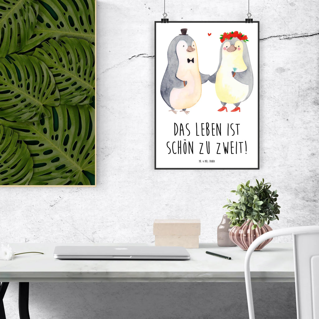 Poster Pinguin Heirat Poster, Wandposter, Bild, Wanddeko, Küchenposter, Kinderposter, Wanddeko Bild, Raumdekoration, Wanddekoration, Handgemaltes Poster, Mr. & Mrs. Panda Poster, Designposter, Kunstdruck, Posterdruck, Liebe, Partner, Freund, Freundin, Ehemann, Ehefrau, Heiraten, Verlobung, Heiratsantrag, Liebesgeschenk, Jahrestag, Hocheitstag