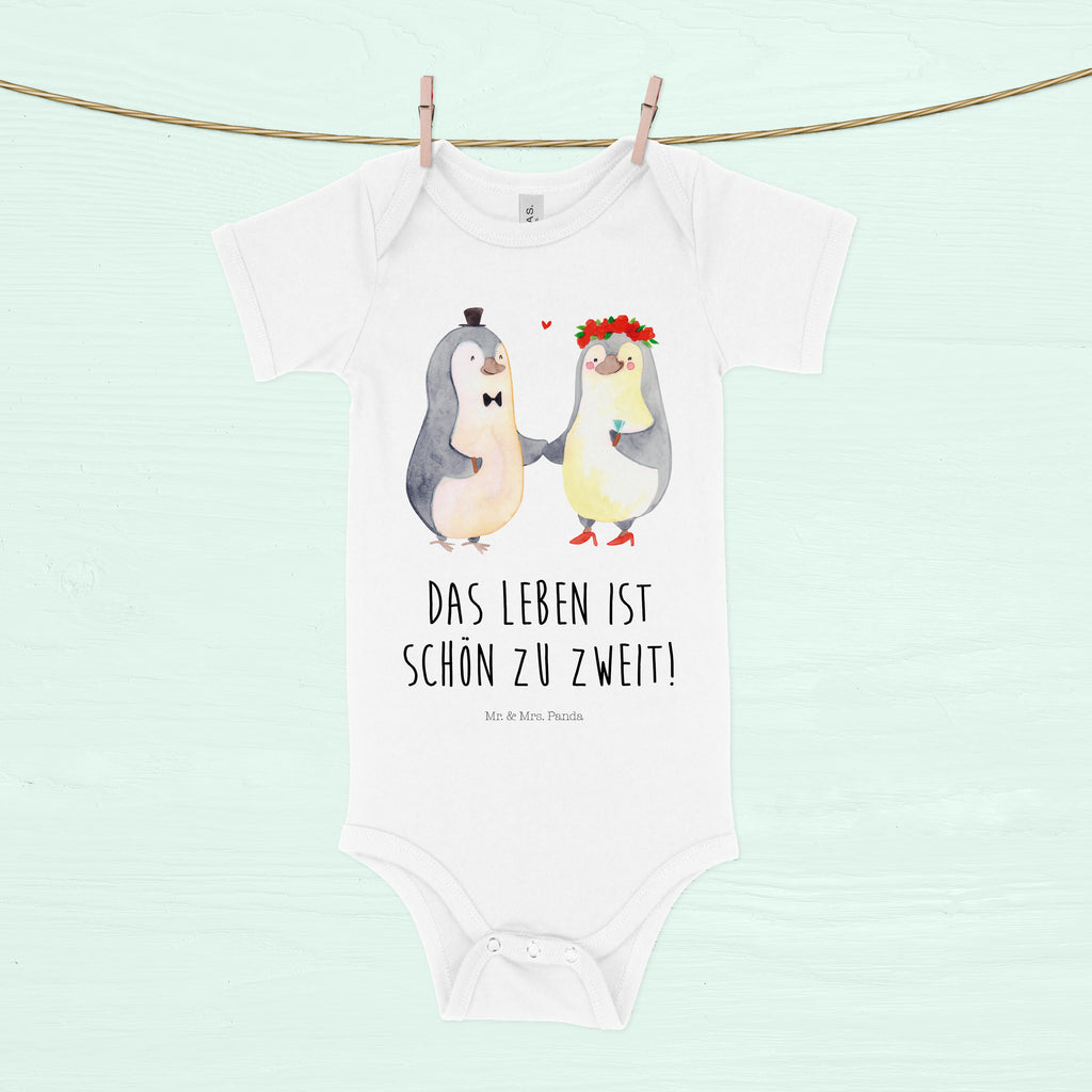 Organic Baby Body Pinguin Heirat Babykleidung, Babystrampler, Strampler, Wickelbody, Baby Erstausstattung, Junge, Mädchen, Liebe, Partner, Freund, Freundin, Ehemann, Ehefrau, Heiraten, Verlobung, Heiratsantrag, Liebesgeschenk, Jahrestag, Hocheitstag