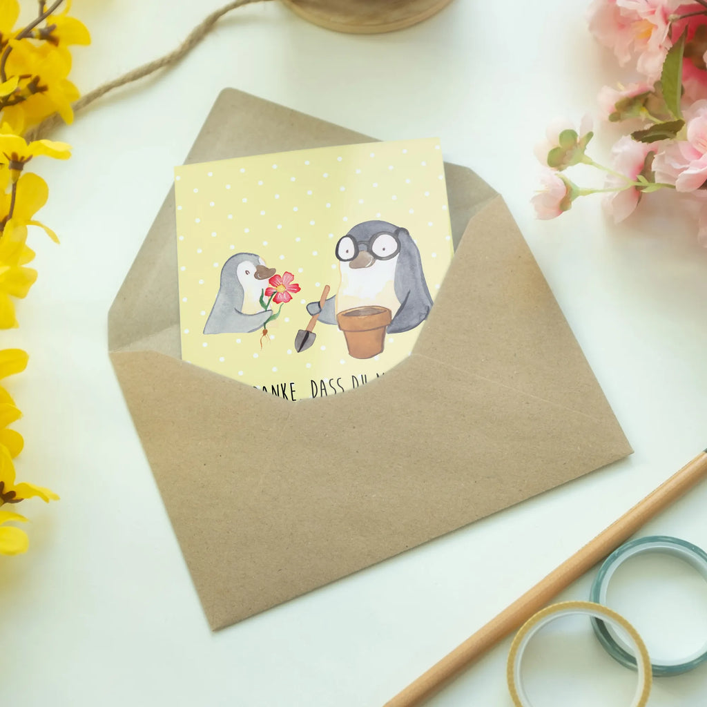 Grußkarte Pinguin Opa Blumen pflanzen Grußkarte, Klappkarte, Einladungskarte, Glückwunschkarte, Hochzeitskarte, Geburtstagskarte, Karte, Ansichtskarten, Familie, Vatertag, Muttertag, Bruder, Schwester, Mama, Papa, Oma, Opa, Großvater, Opi, bester Opa, Lieblingsopa