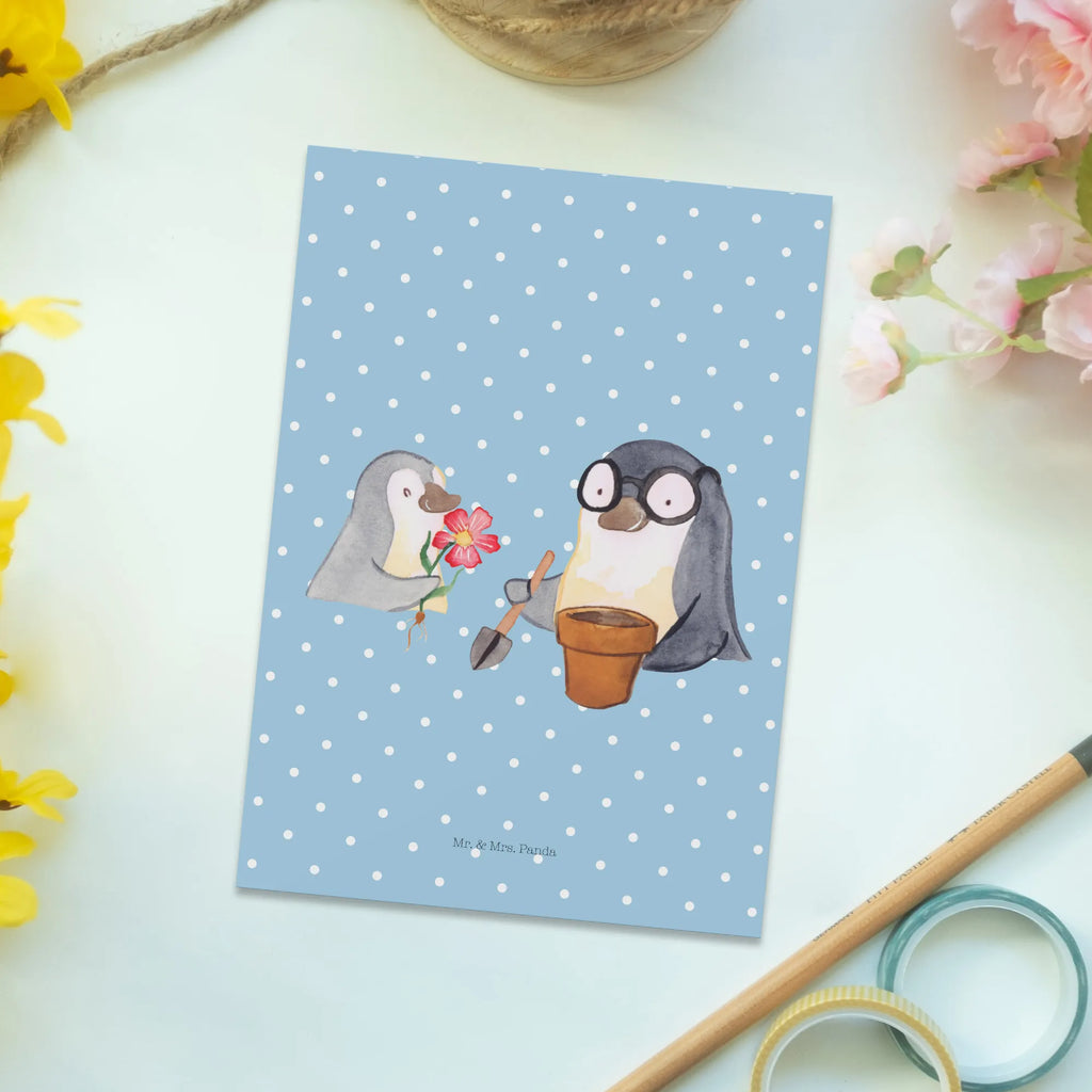 Postkarte Pinguin Opa Blumen pflanzen Postkarte, Karte, Geschenkkarte, Grußkarte, Einladung, Ansichtskarte, Geburtstagskarte, Einladungskarte, Dankeskarte, Ansichtskarten, Einladung Geburtstag, Einladungskarten Geburtstag, Familie, Vatertag, Muttertag, Bruder, Schwester, Mama, Papa, Oma, Opa, Großvater, Opi, bester Opa, Lieblingsopa