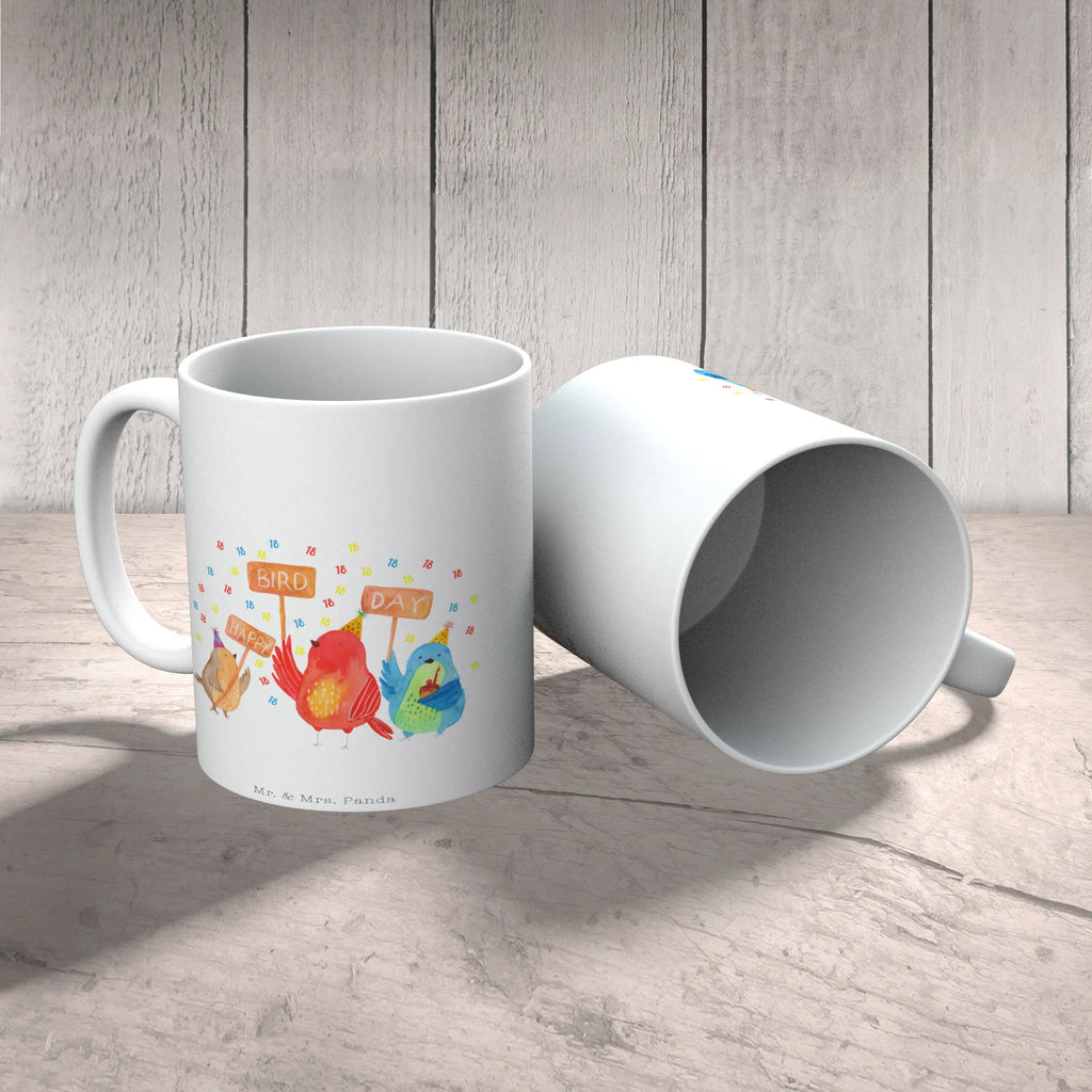 Tasse 18. Geburtstag Happy Bird Day Tasse, Kaffeetasse, Teetasse, Becher, Kaffeebecher, Teebecher, Keramiktasse, Porzellantasse, Büro Tasse, Geschenk Tasse, Tasse Sprüche, Tasse Motive, Kaffeetassen, Tasse bedrucken, Designer Tasse, Cappuccino Tassen, Schöne Teetassen, Geburtstag, Geburtstagsgeschenk, Geschenk, zum, schenken, für, Feiern, Party