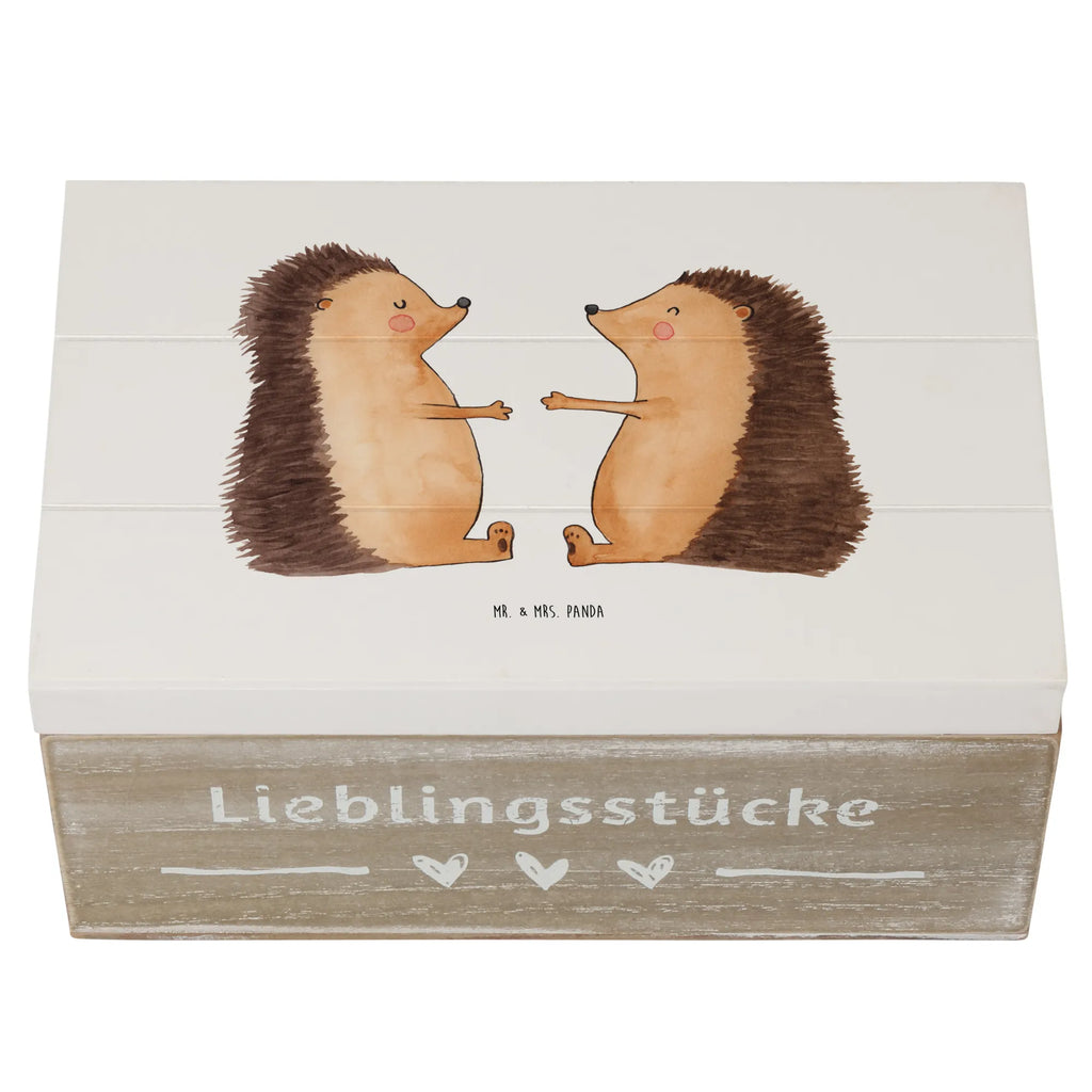 Holzkiste Hochzeit Igel Liebe Holzkiste, Kiste, Schatzkiste, Truhe, Schatulle, XXL, Erinnerungsbox, Erinnerungskiste, Dekokiste, Aufbewahrungsbox, Geschenkbox, Geschenkdose, Hochzeit, Hochzeitsgeschenk, Ehe, Hochzeitsfeier, Trauung, Trauungsgeschenk, Hochzeitskarte, Verlobungsfeier, Verlobungsgeschenk, Hochzeitsgeschenkideen, Hochzeitsgeschenke für Brautpaar, Igel, Paar, Liebe, Freund, Freundin, Paargeschenk