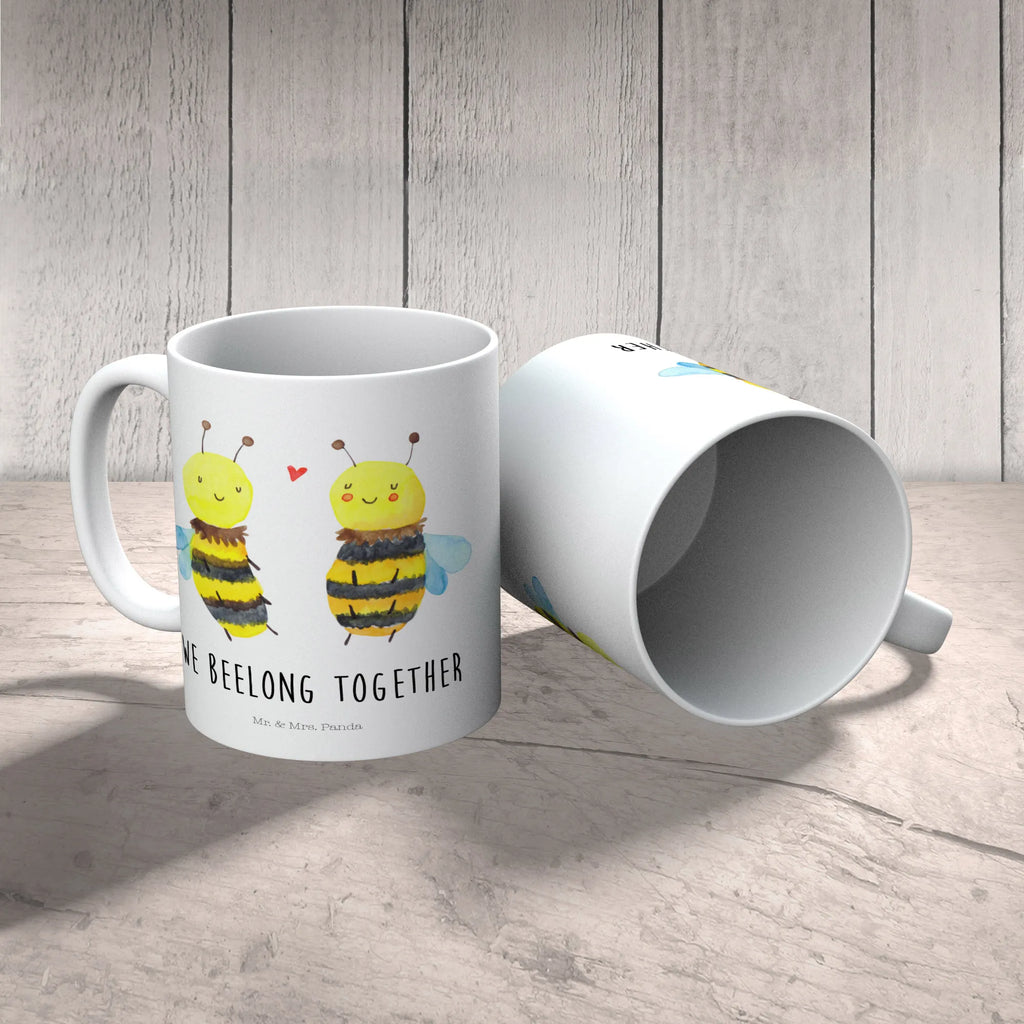 Kindertasse Biene Verliebt Kindertasse, Kinder Tasse, Kunststoff Tasse, Kindergarten Tasse, Trinkbecher, Camping Becher, Kaffeetasse, Kunststoffbecher, Kindergartenbecher, Outdoorgeschirr, Kunststoffgeschirr, Reisebecher, Reisetasse, Kinderbecher, Bruchfeste Tasse, Bruchsichere Tasse, Plastik Tasse, Plastiktasse, Biene, Wespe, Hummel