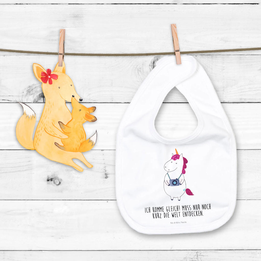 Organic Babylätzchen Einhorn Fotograf Baby, Lätzchen, Spucktuch, Sabberlätzchen, Klettlätzchen, Babygeschenk, Baby Lätzchen, Geschenk für Geburt, Geschenk zur Geburt, Baby Spucktuch, Babyausstattung, Geschenkidee für Babyparty, Einhorn, Einhörner, Einhorn Deko, Pegasus, Unicorn, Fotograf, Fotografie, Kamera, Reisen, Weltreise, Weltenbummler, Urlaub, Tourist, Kurztrip, Reise, Städtereise