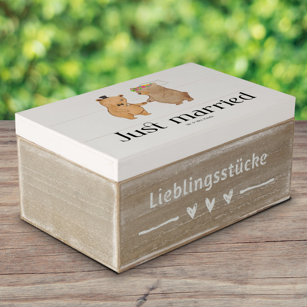 Holzkiste Bären Heirat Holzkiste, Kiste, Schatzkiste, Truhe, Schatulle, XXL, Erinnerungsbox, Erinnerungskiste, Dekokiste, Aufbewahrungsbox, Geschenkbox, Geschenkdose, Hochzeit, Hochzeitsgeschenk, Ehe, Hochzeitsfeier, Trauung, Trauungsgeschenk, Hochzeitskarte, Verlobungsfeier, Verlobungsgeschenk, Hochzeitsgeschenkideen, Hochzeitsgeschenke für Brautpaar, Hochzeitstag, Geschenk zur Hochzeit