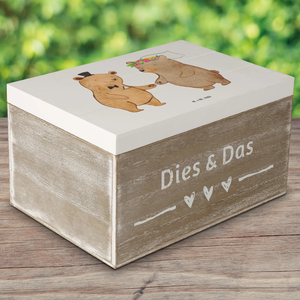 Holzkiste Bären Heirat Holzkiste, Kiste, Schatzkiste, Truhe, Schatulle, XXL, Erinnerungsbox, Erinnerungskiste, Dekokiste, Aufbewahrungsbox, Geschenkbox, Geschenkdose, Hochzeit, Hochzeitsgeschenk, Ehe, Hochzeitsfeier, Trauung, Trauungsgeschenk, Hochzeitskarte, Verlobungsfeier, Verlobungsgeschenk, Hochzeitsgeschenkideen, Hochzeitsgeschenke für Brautpaar, Hochzeitstag, Geschenk zur Hochzeit