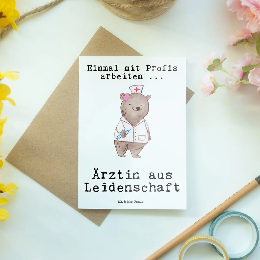 Grußkarte Ärztin aus Leidenschaft Grußkarte, Klappkarte, Einladungskarte, Glückwunschkarte, Hochzeitskarte, Geburtstagskarte, Karte, Ansichtskarten, Beruf, Ausbildung, Jubiläum, Abschied, Rente, Kollege, Kollegin, Geschenk, Schenken, Arbeitskollege, Mitarbeiter, Firma, Danke, Dankeschön, Ärztin, Hausärztin, Medizinerin, Doktorin, Medizinstudium, Doktortitel, Arztpraxis