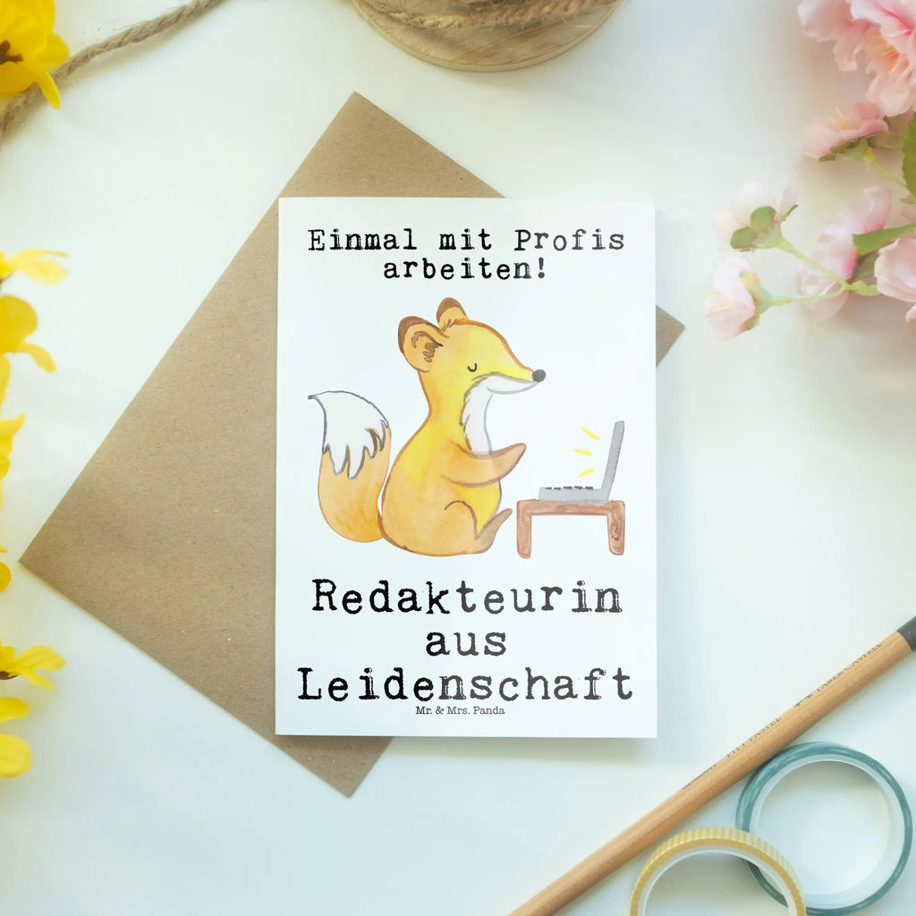 Grußkarte Redakteurin aus Leidenschaft Grußkarte, Klappkarte, Einladungskarte, Glückwunschkarte, Hochzeitskarte, Geburtstagskarte, Karte, Ansichtskarten, Beruf, Ausbildung, Jubiläum, Abschied, Rente, Kollege, Kollegin, Geschenk, Schenken, Arbeitskollege, Mitarbeiter, Firma, Danke, Dankeschön, Online, Redakteurin, Referentin, Journalistin