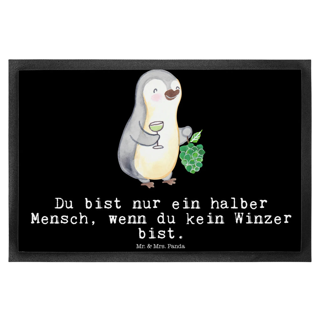 Fußmatte Winzer mit Herz Türvorleger, Schmutzmatte, Fußabtreter, Matte, Schmutzfänger, Fußabstreifer, Schmutzfangmatte, Türmatte, Motivfußmatte, Haustürmatte, Vorleger, Fussmatten, Fußmatten, Gummimatte, Fußmatte außen, Fußmatte innen, Fussmatten online, Gummi Matte, Sauberlaufmatte, Fußmatte waschbar, Fußmatte outdoor, Schmutzfangmatte waschbar, Eingangsteppich, Fußabstreifer außen, Fußabtreter außen, Schmutzfangteppich, Fußmatte außen wetterfest, Beruf, Ausbildung, Jubiläum, Abschied, Rente, Kollege, Kollegin, Geschenk, Schenken, Arbeitskollege, Mitarbeiter, Firma, Danke, Dankeschön