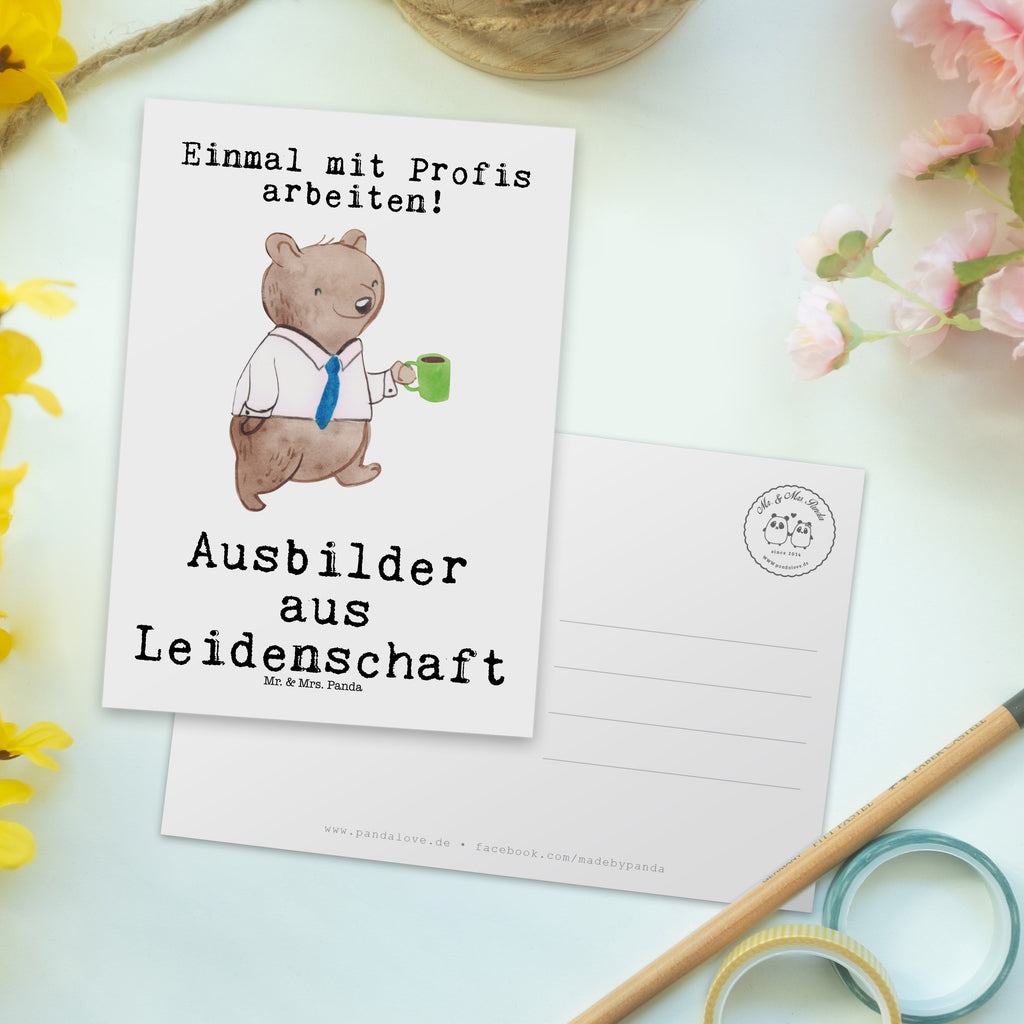 Postkarte Ausbilder aus Leidenschaft Postkarte, Karte, Geschenkkarte, Grußkarte, Einladung, Ansichtskarte, Geburtstagskarte, Einladungskarte, Dankeskarte, Ansichtskarten, Einladung Geburtstag, Einladungskarten Geburtstag, Beruf, Ausbildung, Jubiläum, Abschied, Rente, Kollege, Kollegin, Geschenk, Schenken, Arbeitskollege, Mitarbeiter, Firma, Danke, Dankeschön, Ausbilder, Tutor, Ausbilderprüfung