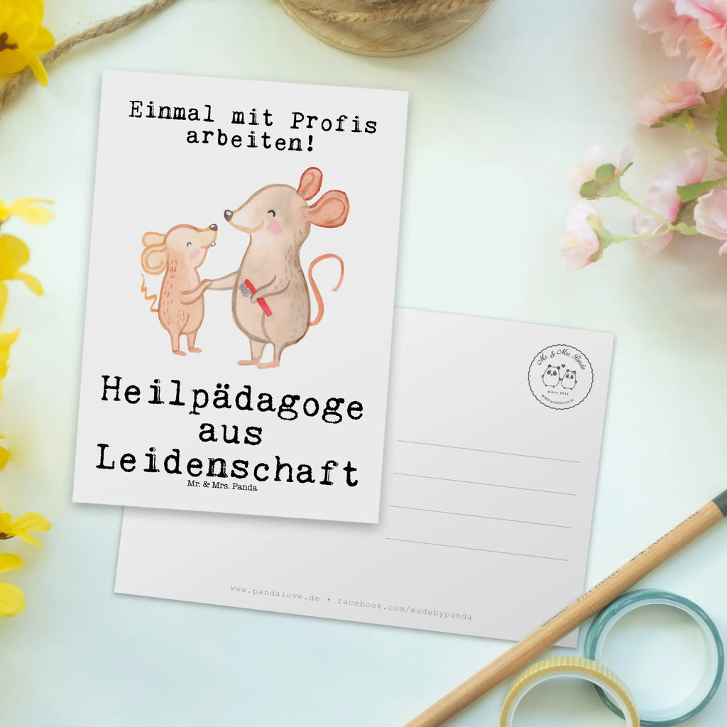 Postkarte Heilpädagoge aus Leidenschaft Postkarte, Karte, Geschenkkarte, Grußkarte, Einladung, Ansichtskarte, Geburtstagskarte, Einladungskarte, Dankeskarte, Ansichtskarten, Einladung Geburtstag, Einladungskarten Geburtstag, Beruf, Ausbildung, Jubiläum, Abschied, Rente, Kollege, Kollegin, Geschenk, Schenken, Arbeitskollege, Mitarbeiter, Firma, Danke, Dankeschön, Heilpädagoge, Heilpädagogik, Studium