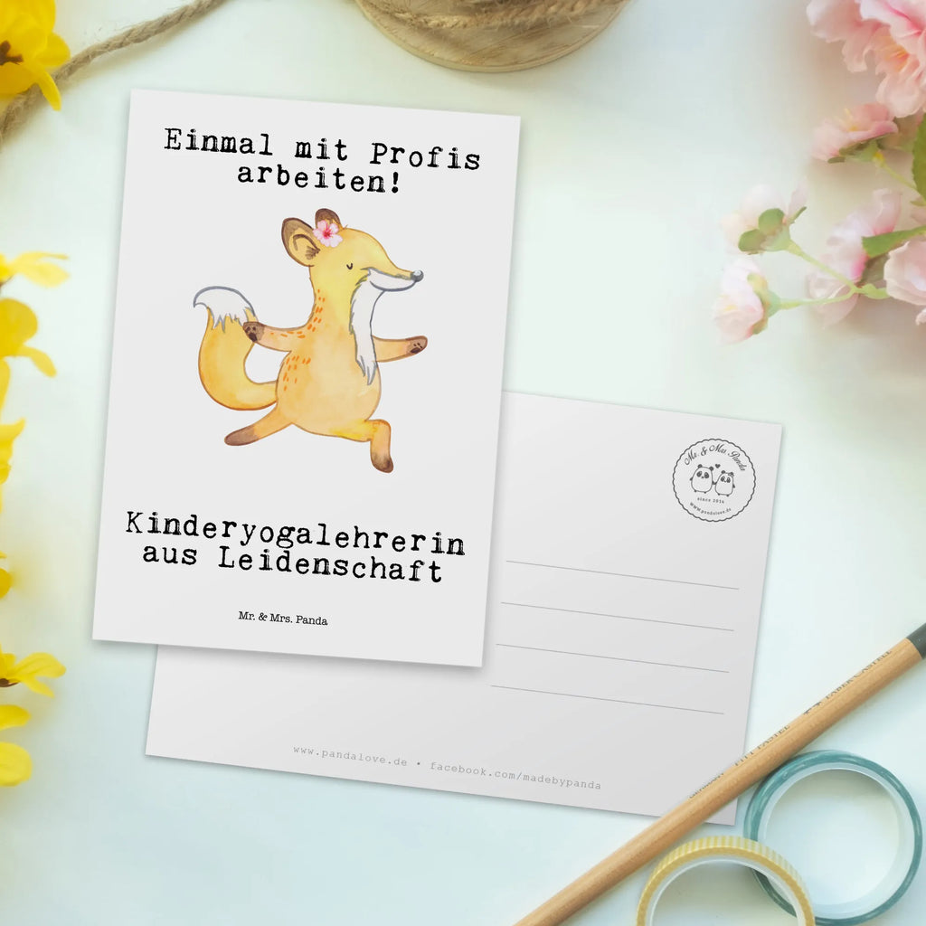 Postkarte Kinderyogalehrerin aus Leidenschaft Postkarte, Karte, Geschenkkarte, Grußkarte, Einladung, Ansichtskarte, Geburtstagskarte, Einladungskarte, Dankeskarte, Ansichtskarten, Einladung Geburtstag, Einladungskarten Geburtstag, Beruf, Ausbildung, Jubiläum, Abschied, Rente, Kollege, Kollegin, Geschenk, Schenken, Arbeitskollege, Mitarbeiter, Firma, Danke, Dankeschön