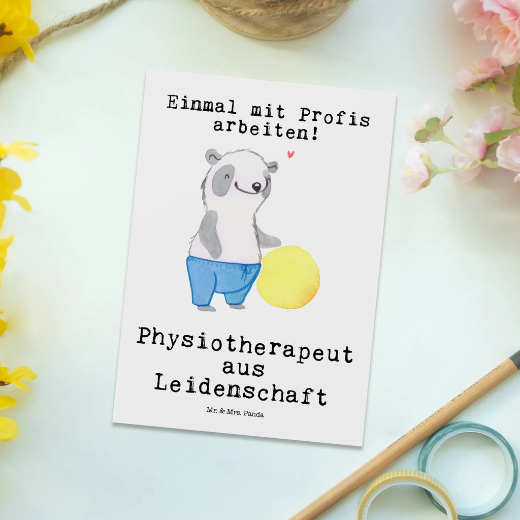 Postkarte Physiotherapeut aus Leidenschaft Postkarte, Karte, Geschenkkarte, Grußkarte, Einladung, Ansichtskarte, Geburtstagskarte, Einladungskarte, Dankeskarte, Ansichtskarten, Einladung Geburtstag, Einladungskarten Geburtstag, Beruf, Ausbildung, Jubiläum, Abschied, Rente, Kollege, Kollegin, Geschenk, Schenken, Arbeitskollege, Mitarbeiter, Firma, Danke, Dankeschön