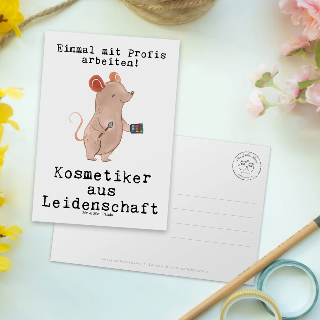 Postkarte Kosmetiker aus Leidenschaft Postkarte, Karte, Geschenkkarte, Grußkarte, Einladung, Ansichtskarte, Geburtstagskarte, Einladungskarte, Dankeskarte, Ansichtskarten, Einladung Geburtstag, Einladungskarten Geburtstag, Beruf, Ausbildung, Jubiläum, Abschied, Rente, Kollege, Kollegin, Geschenk, Schenken, Arbeitskollege, Mitarbeiter, Firma, Danke, Dankeschön, Kosmetiker, Make Up Artist, Maskenbildner, Visagist, Beauty Salon, Kosmetikstudio, Eröffnung