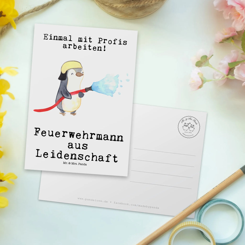 Postkarte Feuerwehrmann aus Leidenschaft Postkarte, Karte, Geschenkkarte, Grußkarte, Einladung, Ansichtskarte, Geburtstagskarte, Einladungskarte, Dankeskarte, Ansichtskarten, Einladung Geburtstag, Einladungskarten Geburtstag, Beruf, Ausbildung, Jubiläum, Abschied, Rente, Kollege, Kollegin, Geschenk, Schenken, Arbeitskollege, Mitarbeiter, Firma, Danke, Dankeschön, Feuerwehrmann, Feuerwehrhauptmann, Brandschutz, Feuerwehr, freiwillige Feuerwehr