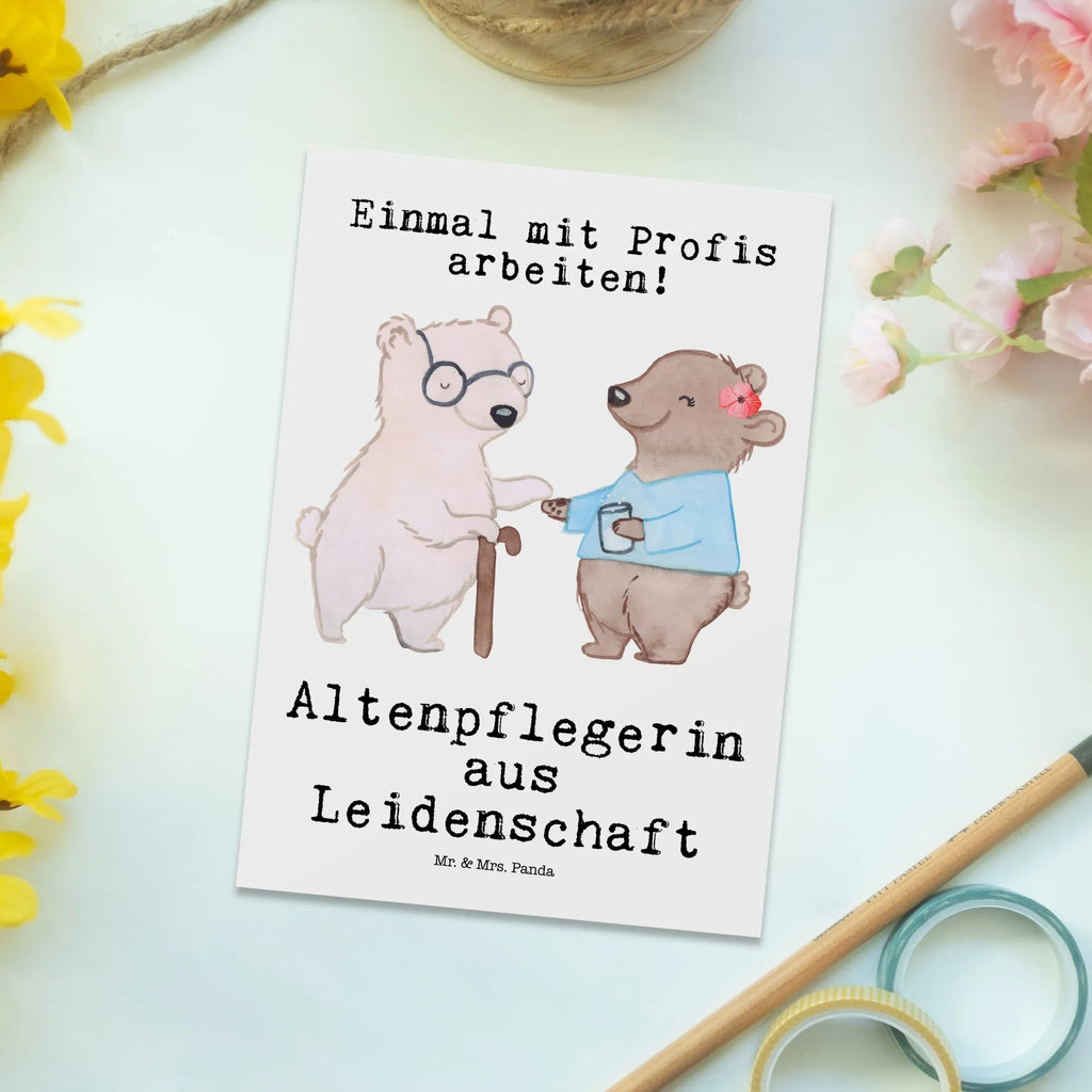 Postkarte Altenpflegerin aus Leidenschaft Postkarte, Karte, Geschenkkarte, Grußkarte, Einladung, Ansichtskarte, Geburtstagskarte, Einladungskarte, Dankeskarte, Ansichtskarten, Einladung Geburtstag, Einladungskarten Geburtstag, Beruf, Ausbildung, Jubiläum, Abschied, Rente, Kollege, Kollegin, Geschenk, Schenken, Arbeitskollege, Mitarbeiter, Firma, Danke, Dankeschön, Altenpflegerin, Pflegerin, Altenheim Eröffnung