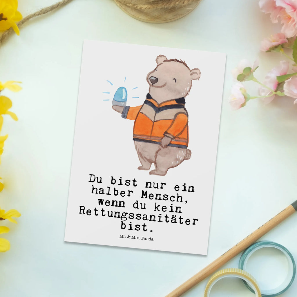 Postkarte Rettungssanitäter mit Herz Postkarte, Karte, Geschenkkarte, Grußkarte, Einladung, Ansichtskarte, Geburtstagskarte, Einladungskarte, Dankeskarte, Ansichtskarten, Einladung Geburtstag, Einladungskarten Geburtstag, Beruf, Ausbildung, Jubiläum, Abschied, Rente, Kollege, Kollegin, Geschenk, Schenken, Arbeitskollege, Mitarbeiter, Firma, Danke, Dankeschön