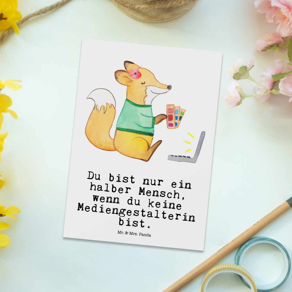 Postkarte Mediengestalterin mit Herz Postkarte, Karte, Geschenkkarte, Grußkarte, Einladung, Ansichtskarte, Geburtstagskarte, Einladungskarte, Dankeskarte, Ansichtskarten, Einladung Geburtstag, Einladungskarten Geburtstag, Beruf, Ausbildung, Jubiläum, Abschied, Rente, Kollege, Kollegin, Geschenk, Schenken, Arbeitskollege, Mitarbeiter, Firma, Danke, Dankeschön, Grafikerin, Designer, Mediengestalter, Grafikdesignerin