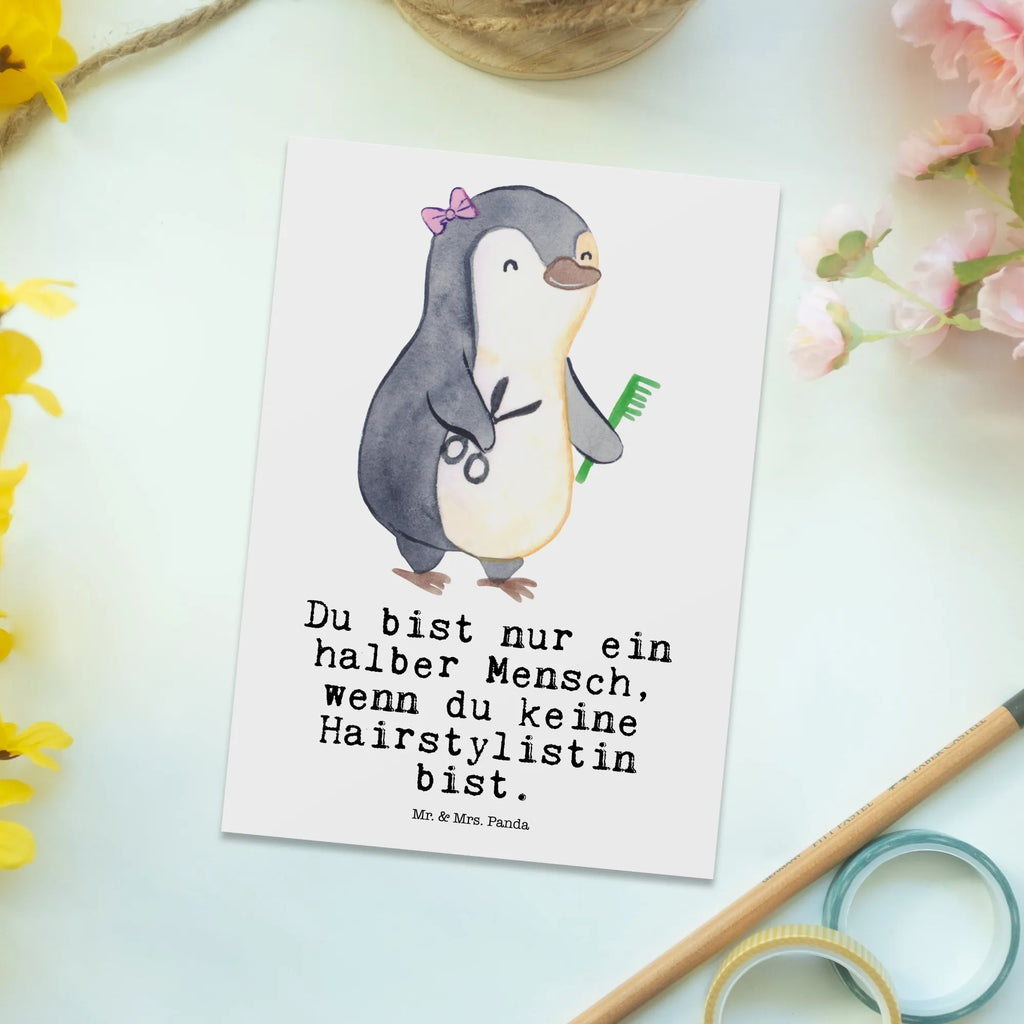 Postkarte Hairstylistin mit Herz Postkarte, Karte, Geschenkkarte, Grußkarte, Einladung, Ansichtskarte, Geburtstagskarte, Einladungskarte, Dankeskarte, Ansichtskarten, Einladung Geburtstag, Einladungskarten Geburtstag, Beruf, Ausbildung, Jubiläum, Abschied, Rente, Kollege, Kollegin, Geschenk, Schenken, Arbeitskollege, Mitarbeiter, Firma, Danke, Dankeschön, Frisörin, Haarstylistin, Hairstylistin, Friseursalon