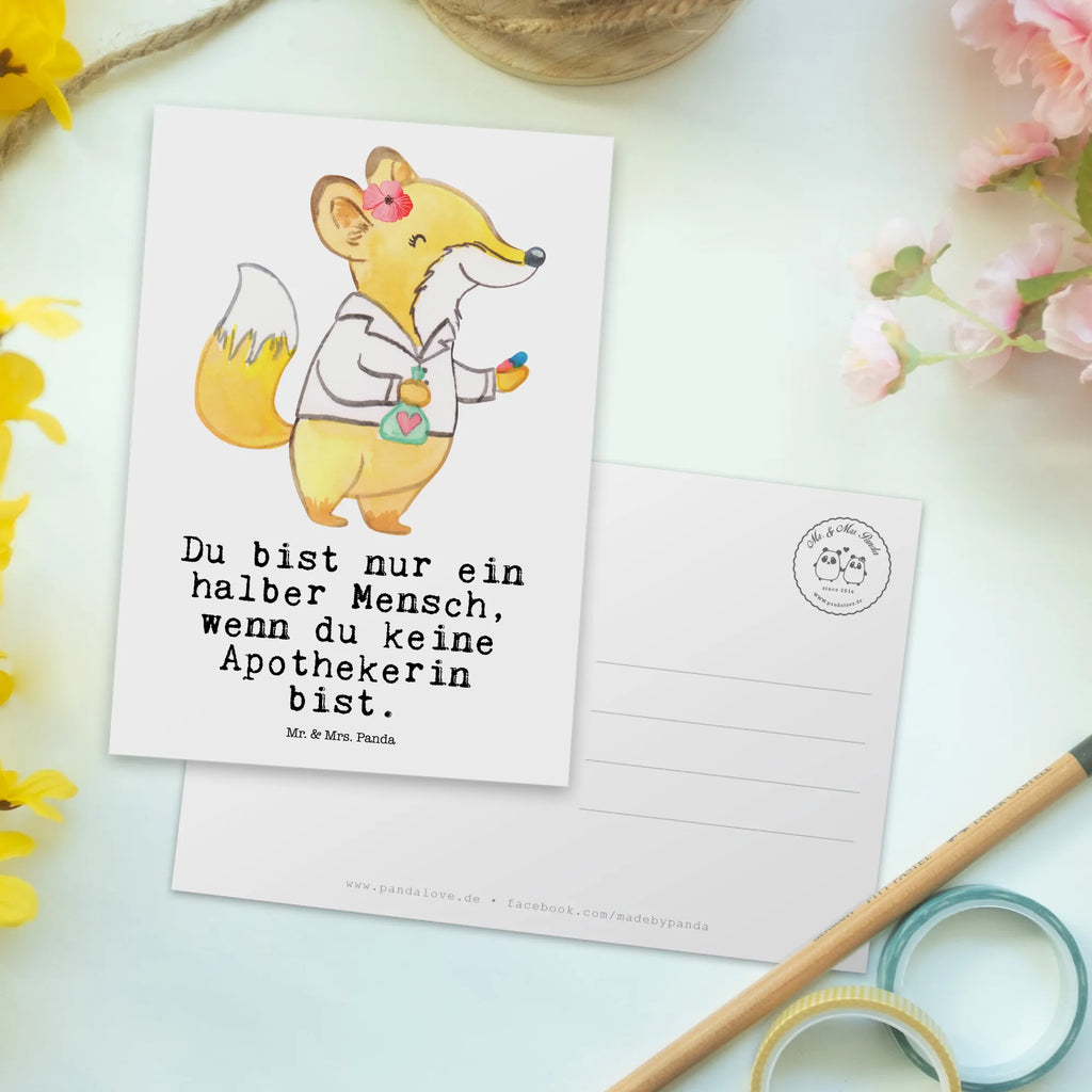 Postkarte Apothekerin mit Herz Postkarte, Karte, Geschenkkarte, Grußkarte, Einladung, Ansichtskarte, Geburtstagskarte, Einladungskarte, Dankeskarte, Ansichtskarten, Einladung Geburtstag, Einladungskarten Geburtstag, Beruf, Ausbildung, Jubiläum, Abschied, Rente, Kollege, Kollegin, Geschenk, Schenken, Arbeitskollege, Mitarbeiter, Firma, Danke, Dankeschön, Apothekerin, Pharmazie, Staatsexamen, Approbation, Eröffnung Apotheke