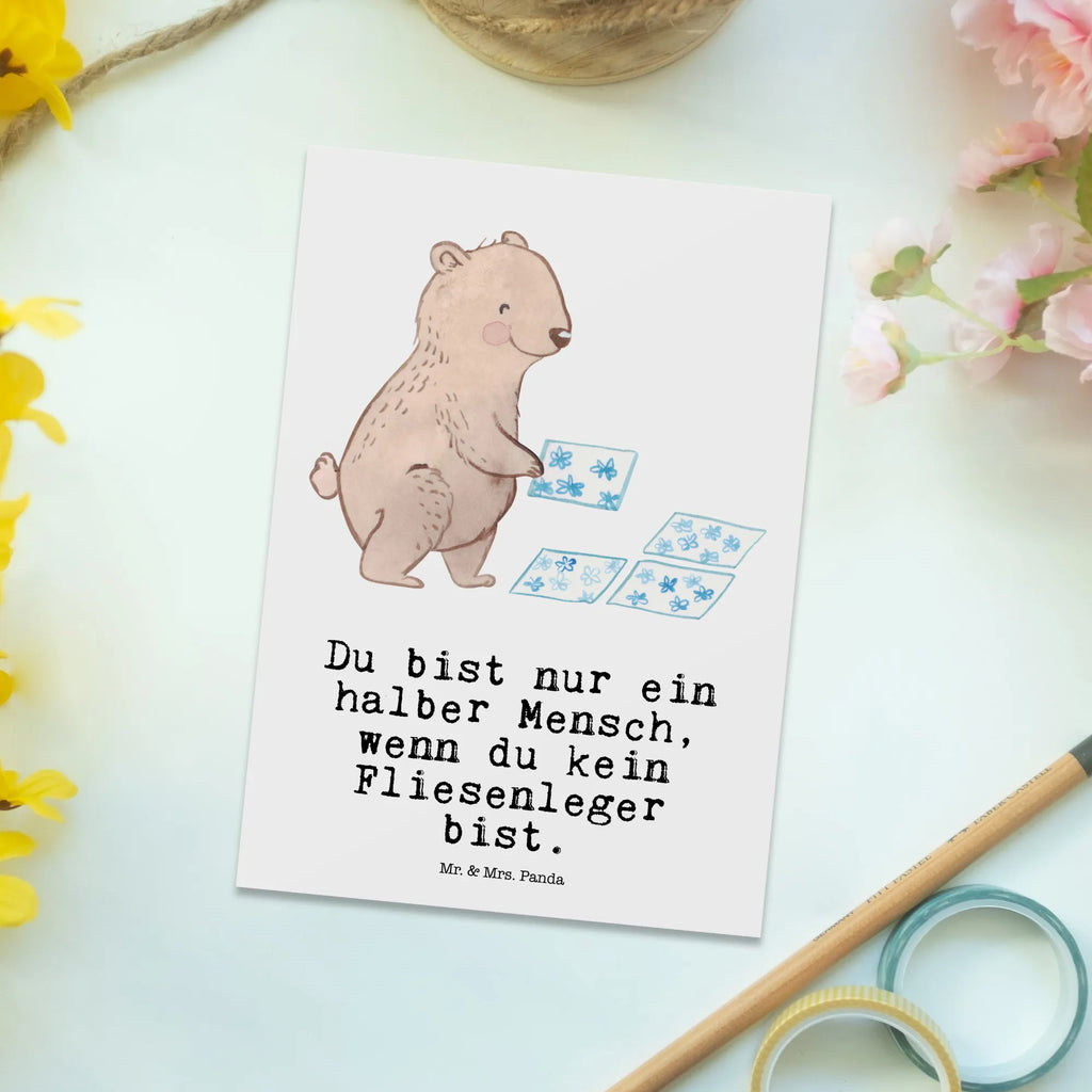 Postkarte Fliesenleger mit Herz Postkarte, Karte, Geschenkkarte, Grußkarte, Einladung, Ansichtskarte, Geburtstagskarte, Einladungskarte, Dankeskarte, Ansichtskarten, Einladung Geburtstag, Einladungskarten Geburtstag, Beruf, Ausbildung, Jubiläum, Abschied, Rente, Kollege, Kollegin, Geschenk, Schenken, Arbeitskollege, Mitarbeiter, Firma, Danke, Dankeschön, Fliesenleger, Gesellenprüfung, Fliesenlegermeister, Fliesenlegerbetrieb, Fliesenfachhandel, Handwerk