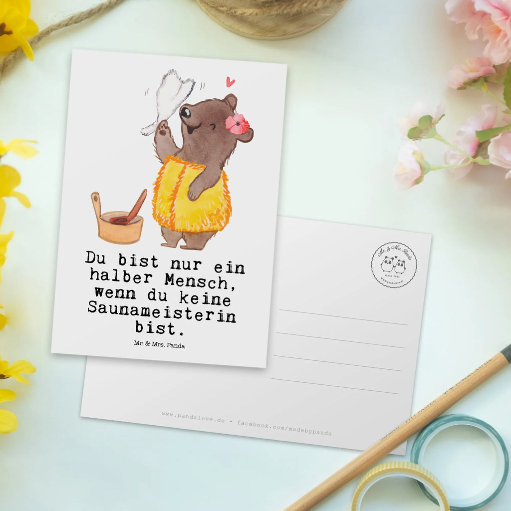 Postkarte Saunameisterin mit Herz Postkarte, Karte, Geschenkkarte, Grußkarte, Einladung, Ansichtskarte, Geburtstagskarte, Einladungskarte, Dankeskarte, Ansichtskarten, Einladung Geburtstag, Einladungskarten Geburtstag, Beruf, Ausbildung, Jubiläum, Abschied, Rente, Kollege, Kollegin, Geschenk, Schenken, Arbeitskollege, Mitarbeiter, Firma, Danke, Dankeschön