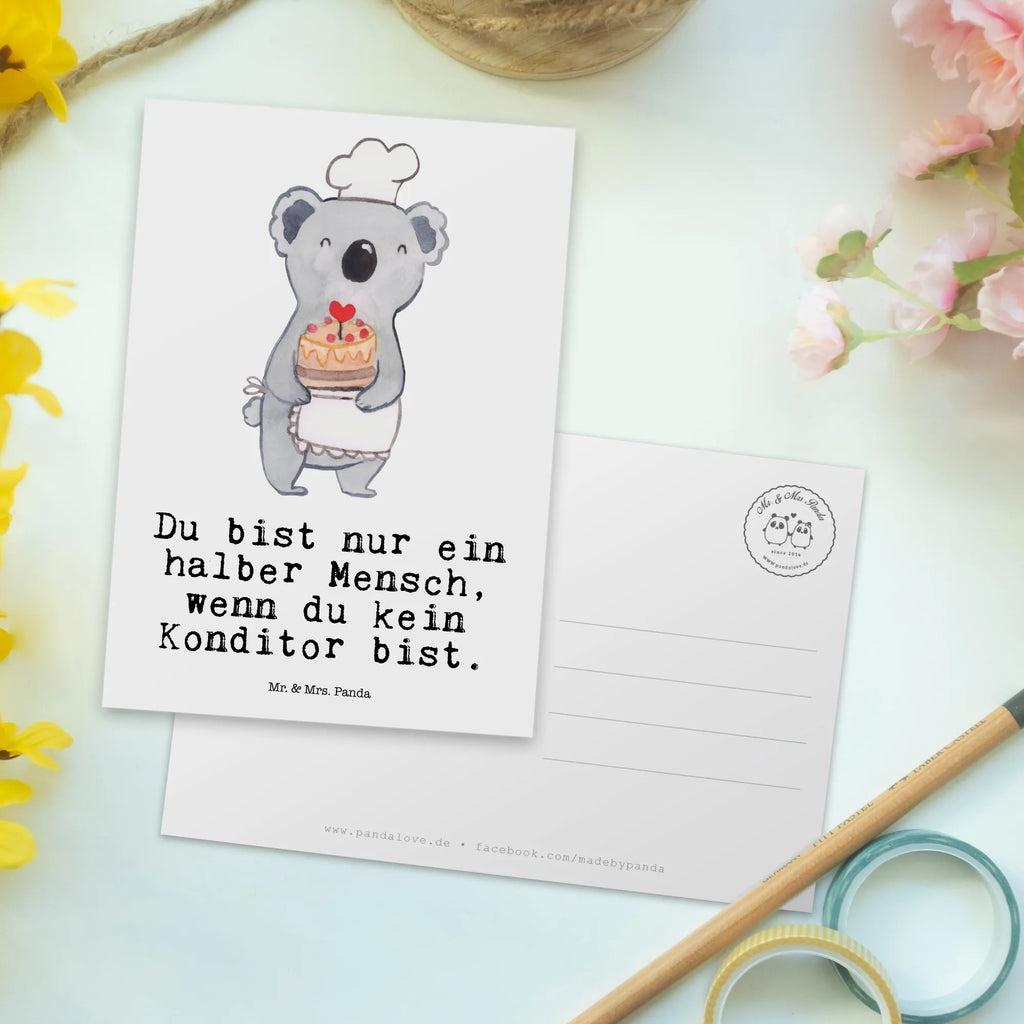 Postkarte Konditor mit Herz Postkarte, Karte, Geschenkkarte, Grußkarte, Einladung, Ansichtskarte, Geburtstagskarte, Einladungskarte, Dankeskarte, Ansichtskarten, Einladung Geburtstag, Einladungskarten Geburtstag, Beruf, Ausbildung, Jubiläum, Abschied, Rente, Kollege, Kollegin, Geschenk, Schenken, Arbeitskollege, Mitarbeiter, Firma, Danke, Dankeschön, Konditor, Kuchenbäcker, Patissier, Confiseur, Bäcker