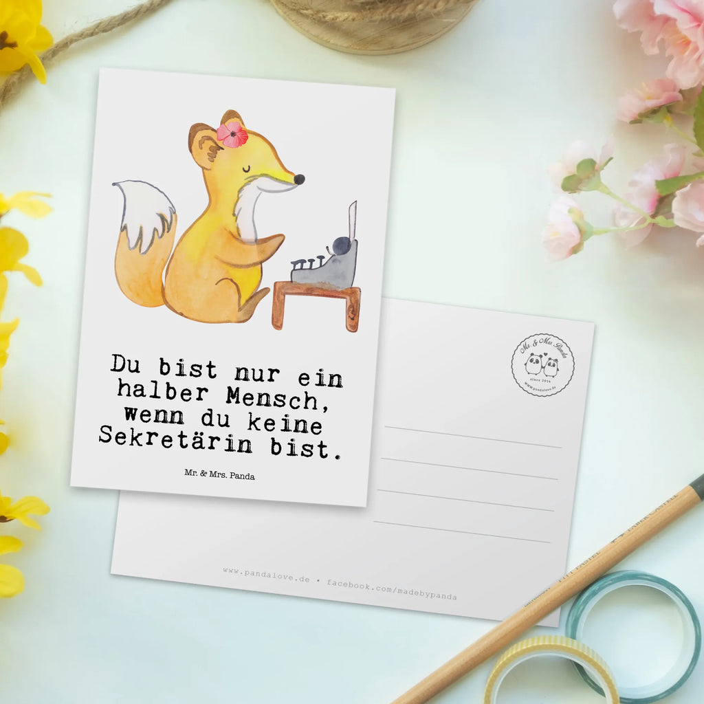 Postkarte Sekretärin mit Herz Postkarte, Karte, Geschenkkarte, Grußkarte, Einladung, Ansichtskarte, Geburtstagskarte, Einladungskarte, Dankeskarte, Ansichtskarten, Einladung Geburtstag, Einladungskarten Geburtstag, Beruf, Ausbildung, Jubiläum, Abschied, Rente, Kollege, Kollegin, Geschenk, Schenken, Arbeitskollege, Mitarbeiter, Firma, Danke, Dankeschön