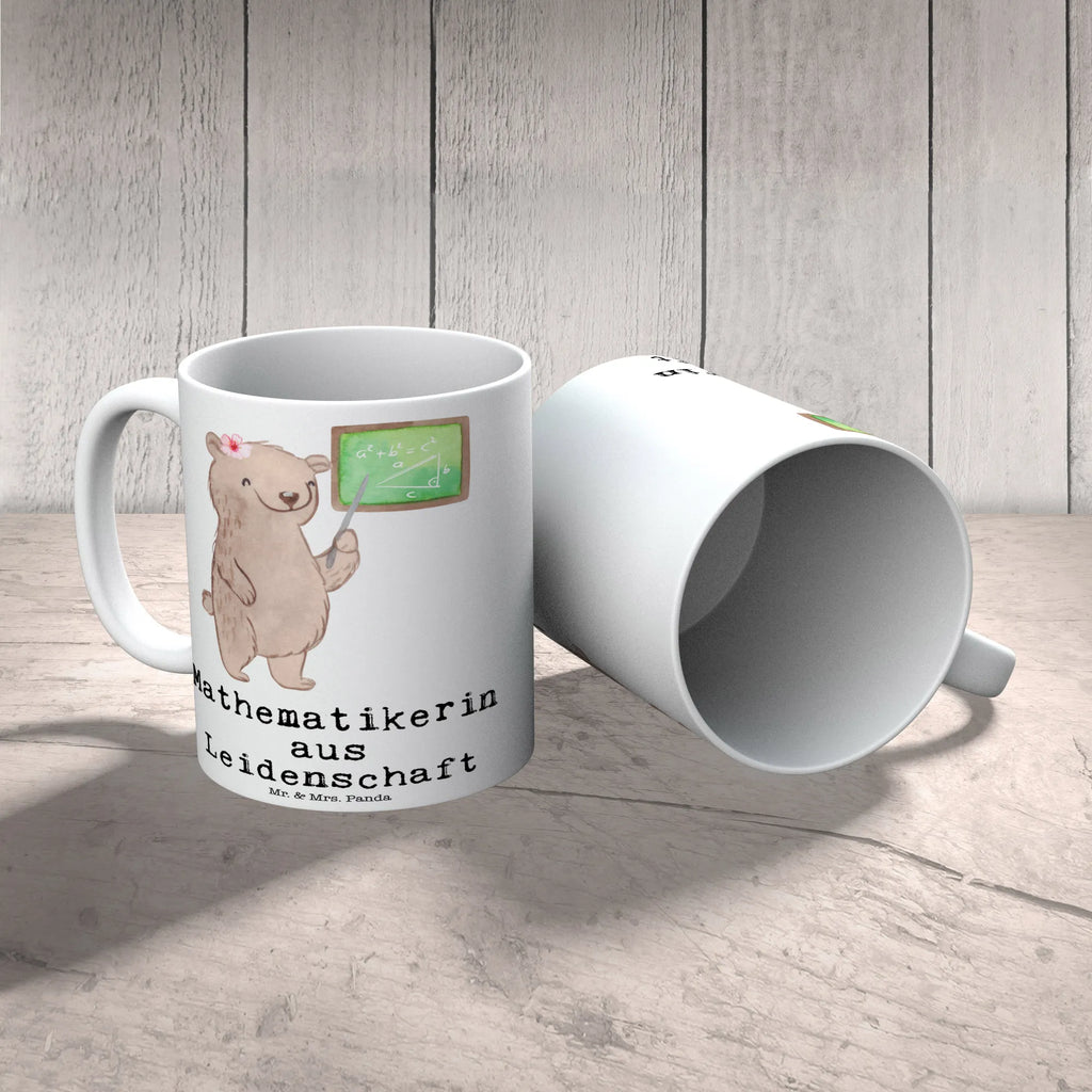 Tasse Mathematikerin aus Leidenschaft Tasse, Kaffeetasse, Teetasse, Becher, Kaffeebecher, Teebecher, Keramiktasse, Porzellantasse, Büro Tasse, Geschenk Tasse, Tasse Sprüche, Tasse Motive, Kaffeetassen, Tasse bedrucken, Designer Tasse, Cappuccino Tassen, Schöne Teetassen, Beruf, Ausbildung, Jubiläum, Abschied, Rente, Kollege, Kollegin, Geschenk, Schenken, Arbeitskollege, Mitarbeiter, Firma, Danke, Dankeschön, Mathematikerin, Mathematik Studium, Studentin Mathe, Bachelor, Master, Rechenkünstlerin, Zahlenmensch