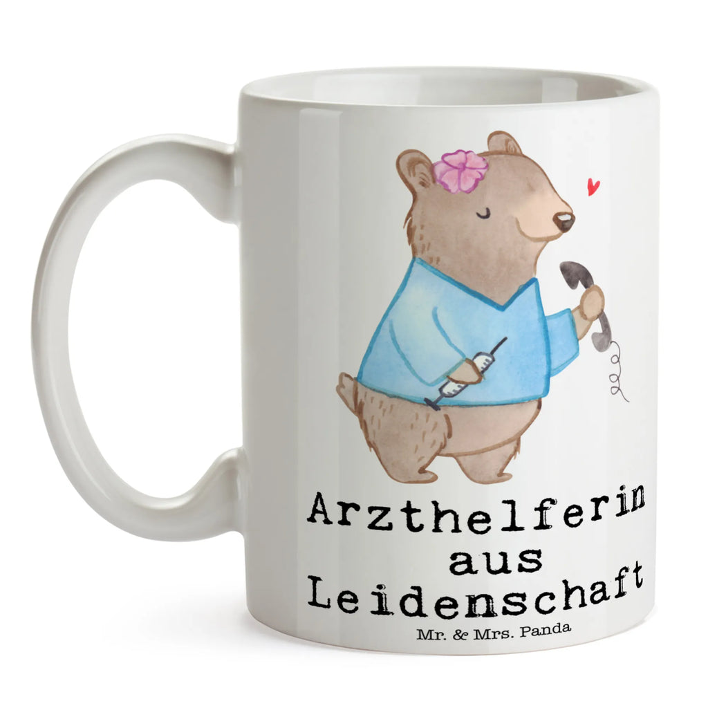 Tasse Arzthelferin aus Leidenschaft Tasse, Kaffeetasse, Teetasse, Becher, Kaffeebecher, Teebecher, Keramiktasse, Porzellantasse, Büro Tasse, Geschenk Tasse, Tasse Sprüche, Tasse Motive, Kaffeetassen, Tasse bedrucken, Designer Tasse, Cappuccino Tassen, Schöne Teetassen, Beruf, Ausbildung, Jubiläum, Abschied, Rente, Kollege, Kollegin, Geschenk, Schenken, Arbeitskollege, Mitarbeiter, Firma, Danke, Dankeschön, Arzthelferin, Medizinische Fachangestellte