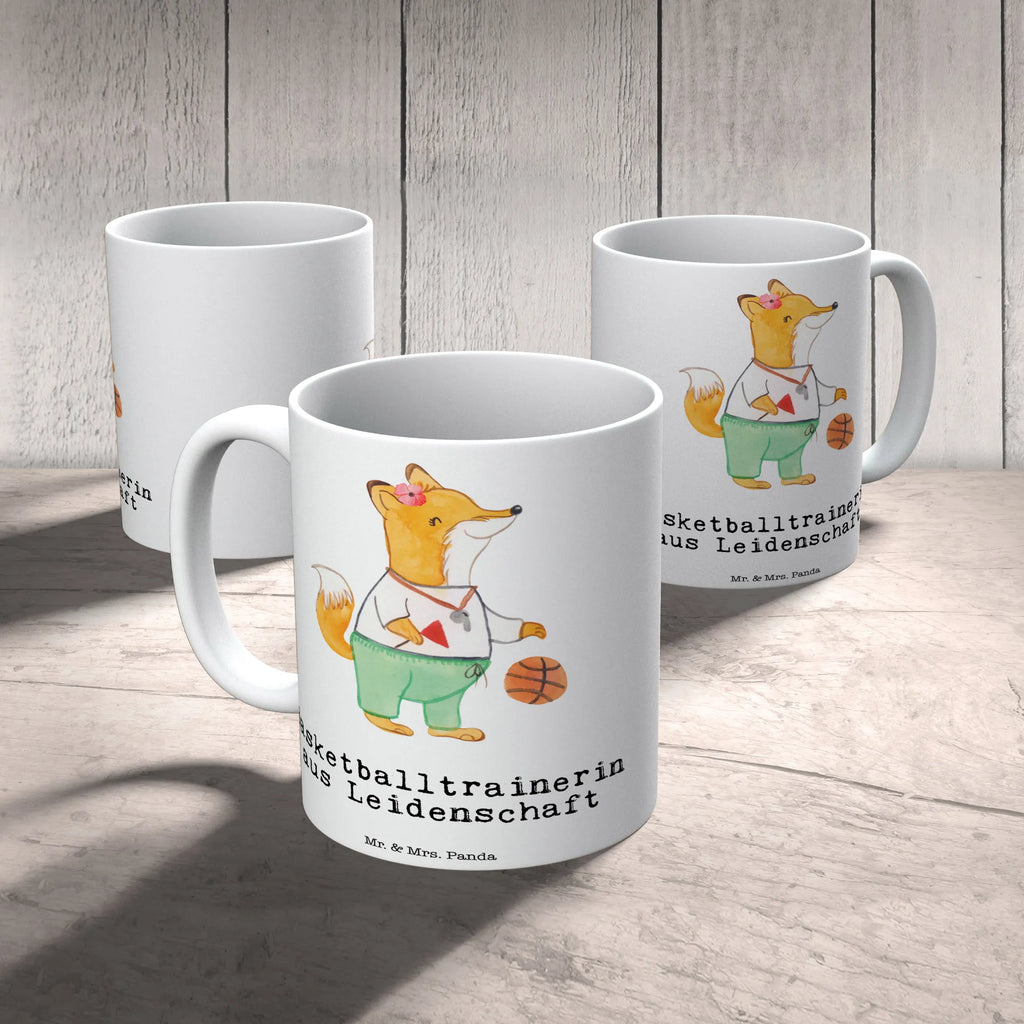 Tasse Basketballtrainerin aus Leidenschaft Tasse, Kaffeetasse, Teetasse, Becher, Kaffeebecher, Teebecher, Keramiktasse, Porzellantasse, Büro Tasse, Geschenk Tasse, Tasse Sprüche, Tasse Motive, Kaffeetassen, Tasse bedrucken, Designer Tasse, Cappuccino Tassen, Schöne Teetassen, Beruf, Ausbildung, Jubiläum, Abschied, Rente, Kollege, Kollegin, Geschenk, Schenken, Arbeitskollege, Mitarbeiter, Firma, Danke, Dankeschön, Basketballtrainerin, Basketball, Sport, Ballsport, Basketballcoach, Basketballerin, Verein