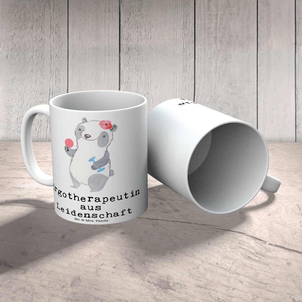 Tasse Ergotherapeutin aus Leidenschaft Tasse, Kaffeetasse, Teetasse, Becher, Kaffeebecher, Teebecher, Keramiktasse, Porzellantasse, Büro Tasse, Geschenk Tasse, Tasse Sprüche, Tasse Motive, Kaffeetassen, Tasse bedrucken, Designer Tasse, Cappuccino Tassen, Schöne Teetassen, Beruf, Ausbildung, Jubiläum, Abschied, Rente, Kollege, Kollegin, Geschenk, Schenken, Arbeitskollege, Mitarbeiter, Firma, Danke, Dankeschön, Ergotherapeutin, Ergotherapie