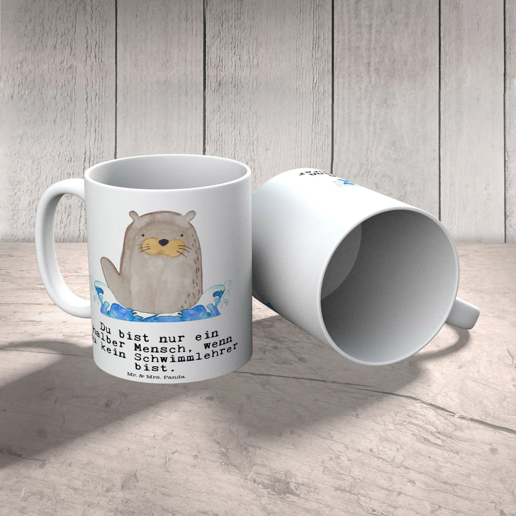 Tasse Schwimmlehrer mit Herz Tasse, Kaffeetasse, Teetasse, Becher, Kaffeebecher, Teebecher, Keramiktasse, Porzellantasse, Büro Tasse, Geschenk Tasse, Tasse Sprüche, Tasse Motive, Kaffeetassen, Tasse bedrucken, Designer Tasse, Cappuccino Tassen, Schöne Teetassen, Beruf, Ausbildung, Jubiläum, Abschied, Rente, Kollege, Kollegin, Geschenk, Schenken, Arbeitskollege, Mitarbeiter, Firma, Danke, Dankeschön, Schwimmlehrer, Schwimmbad, Schwimmschule, Schwimmverein, Schwimmkurs