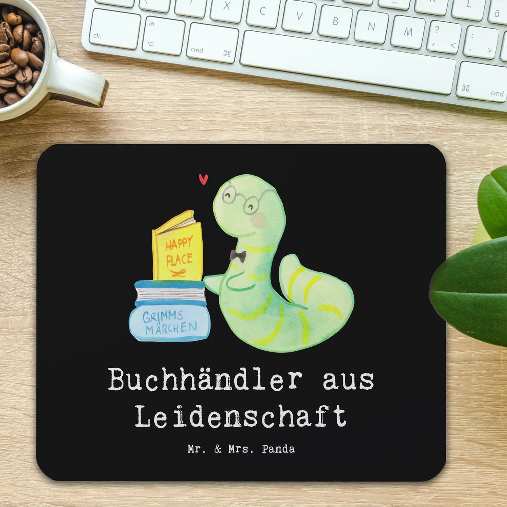 Mauspad Buchhändler aus Leidenschaft Mousepad, Computer zubehör, Büroausstattung, PC Zubehör, Arbeitszimmer, Mauspad, Einzigartiges Mauspad, Designer Mauspad, Mausunterlage, Mauspad Büro, Beruf, Ausbildung, Jubiläum, Abschied, Rente, Kollege, Kollegin, Geschenk, Schenken, Arbeitskollege, Mitarbeiter, Firma, Danke, Dankeschön, Buchhändler, Buchhandlung, Buchverkäufer, Bibliothekar, Bücherwurm