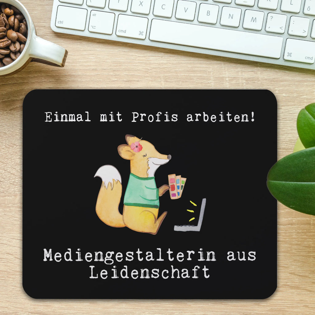 Mauspad Mediengestalterin aus Leidenschaft Mousepad, Computer zubehör, Büroausstattung, PC Zubehör, Arbeitszimmer, Mauspad, Einzigartiges Mauspad, Designer Mauspad, Mausunterlage, Mauspad Büro, Beruf, Ausbildung, Jubiläum, Abschied, Rente, Kollege, Kollegin, Geschenk, Schenken, Arbeitskollege, Mitarbeiter, Firma, Danke, Dankeschön, Grafikerin, Designer, Mediengestalter, Grafikdesignerin