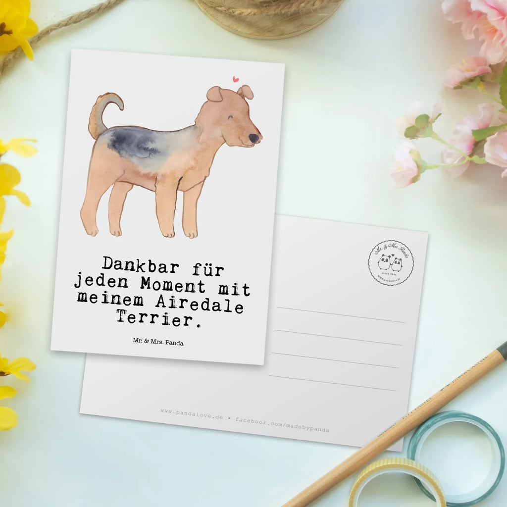 Postkarte Airedale Terrier Moment Postkarte, Karte, Geschenkkarte, Grußkarte, Einladung, Ansichtskarte, Geburtstagskarte, Einladungskarte, Dankeskarte, Ansichtskarten, Einladung Geburtstag, Einladungskarten Geburtstag, Hund, Hunderasse, Rassehund, Hundebesitzer, Geschenk, Tierfreund, Schenken, Welpe, Airedale Terrier