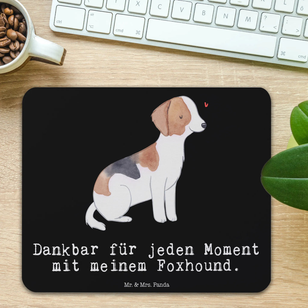 Mauspad Foxhound Moment Mousepad, Computer zubehör, Büroausstattung, PC Zubehör, Arbeitszimmer, Mauspad, Einzigartiges Mauspad, Designer Mauspad, Mausunterlage, Mauspad Büro, Hund, Hunderasse, Rassehund, Hundebesitzer, Geschenk, Tierfreund, Schenken, Welpe, Foxhound, Jagdhund, Laufhund