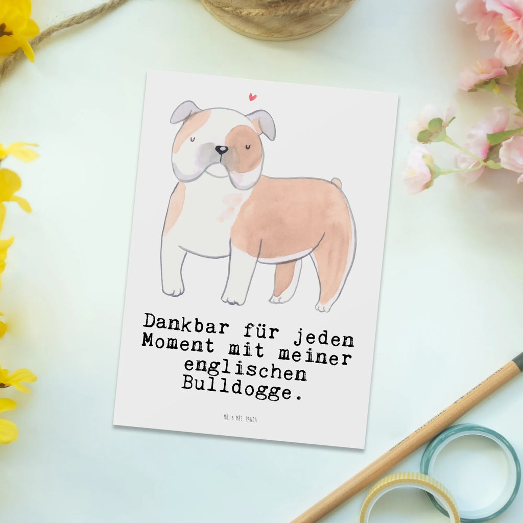 Postkarte Englische Bulldogge Moment Postkarte, Karte, Geschenkkarte, Grußkarte, Einladung, Ansichtskarte, Geburtstagskarte, Einladungskarte, Dankeskarte, Ansichtskarten, Einladung Geburtstag, Einladungskarten Geburtstag, Hund, Hunderasse, Rassehund, Hundebesitzer, Geschenk, Tierfreund, Schenken, Welpe, Englische Bulldogge, English Bulldog