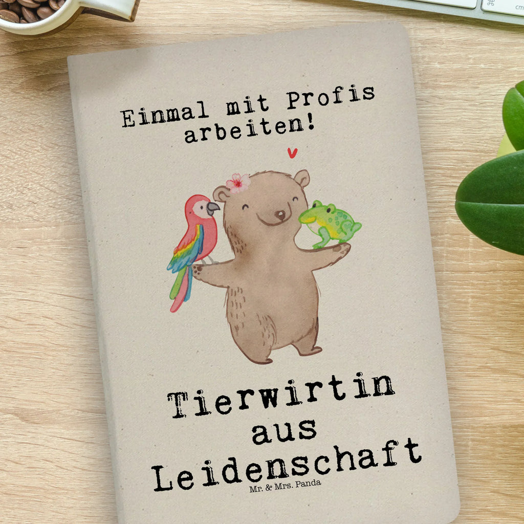 DIN A6 Baumwoll Notizbuch Tierwirtin aus Leidenschaft Notizen, Eintragebuch, Tagebuch, Notizblock, Adressbuch, Journal, Kladde, Skizzenbuch, Notizheft, Schreibbuch, Schreibheft, Beruf, Ausbildung, Jubiläum, Abschied, Rente, Kollege, Kollegin, Geschenk, Schenken, Arbeitskollege, Mitarbeiter, Firma, Danke, Dankeschön, Landwirtin, Bäuerin, Tierwirtin, Agronomin, Farmerin, Bauernhof