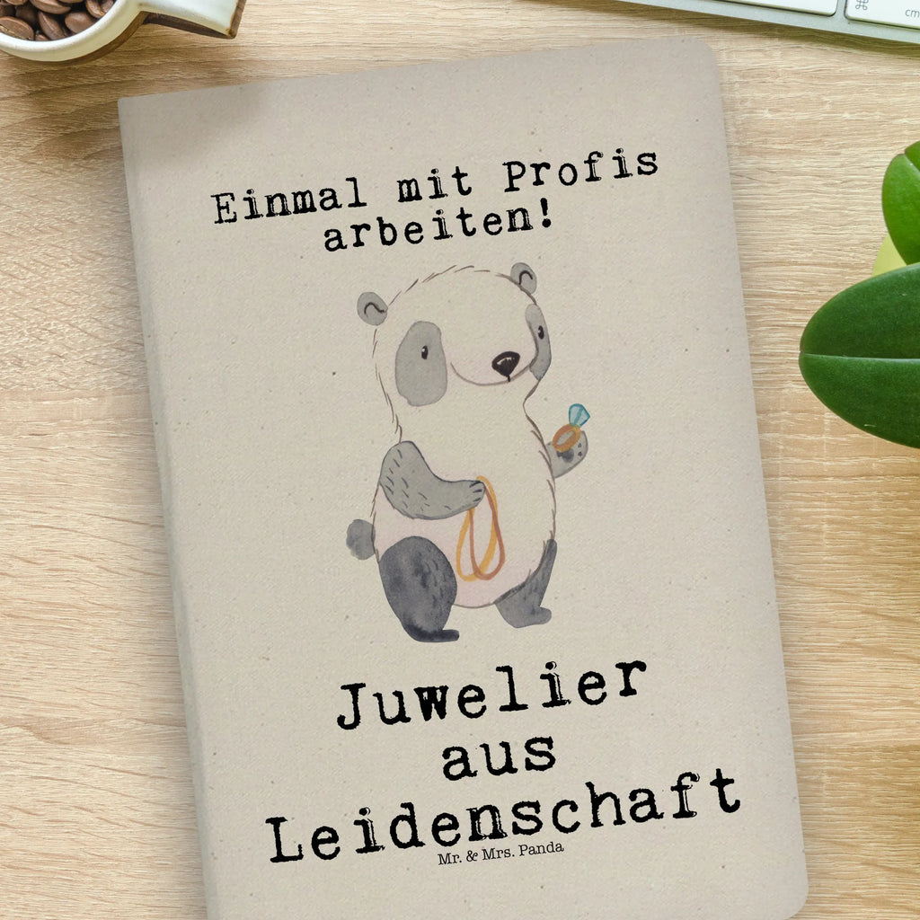 Baumwoll Notizbuch Juwelier Leidenschaft Notizen, Eintragebuch, Tagebuch, Notizblock, Adressbuch, Journal, Kladde, Skizzenbuch, Notizheft, Schreibbuch, Schreibheft, Beruf, Ausbildung, Jubiläum, Abschied, Rente, Kollege, Kollegin, Geschenk, Schenken, Arbeitskollege, Mitarbeiter, Firma, Danke, Dankeschön, Juwelier, Goldschmied, Schmuckwarenhändler, Schmuckgeschäft, Eröffnung